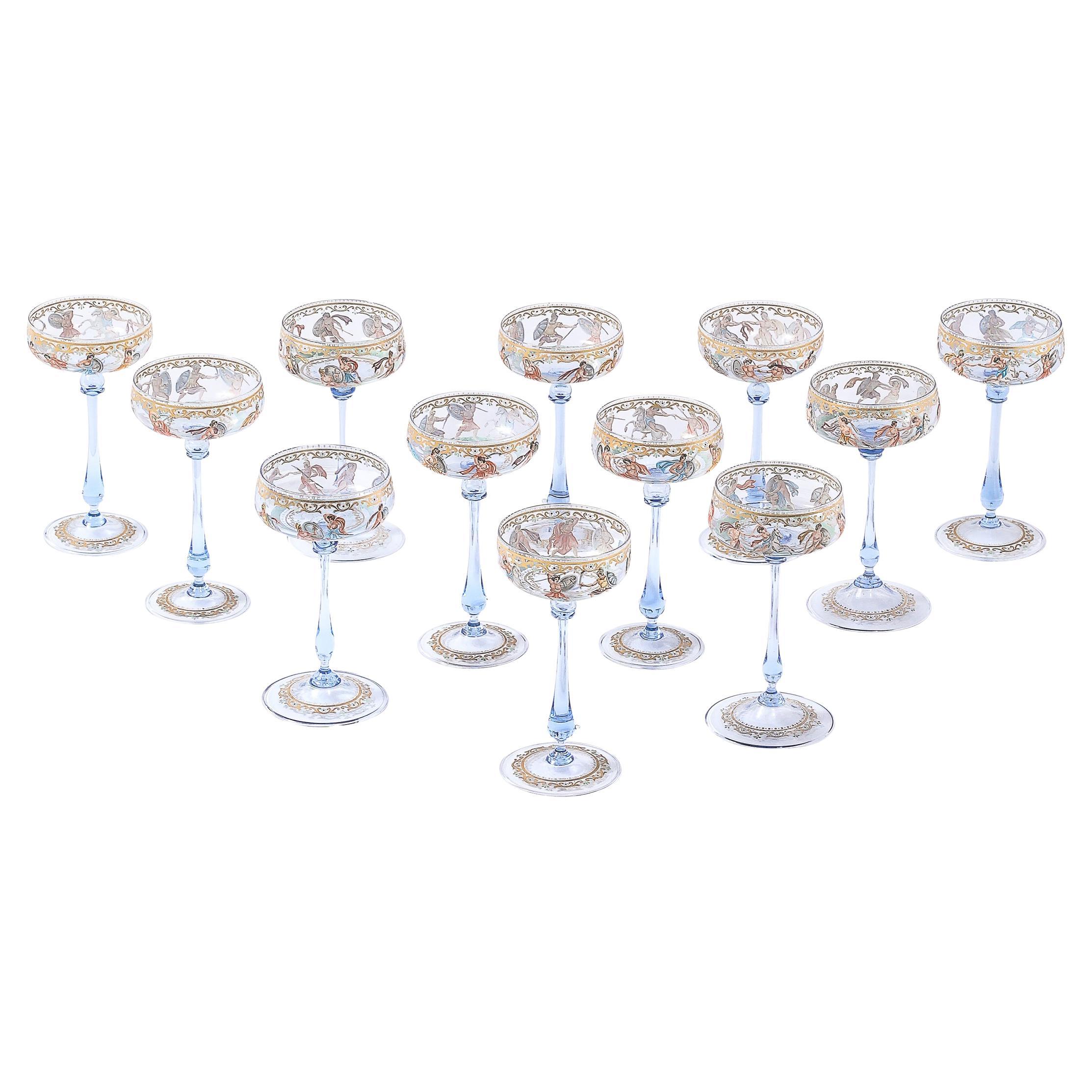 Satz von 12 mundgeblasenen und bemalten Champagner-Untertassen aus Murano-Kunstglas von Salviati im Angebot