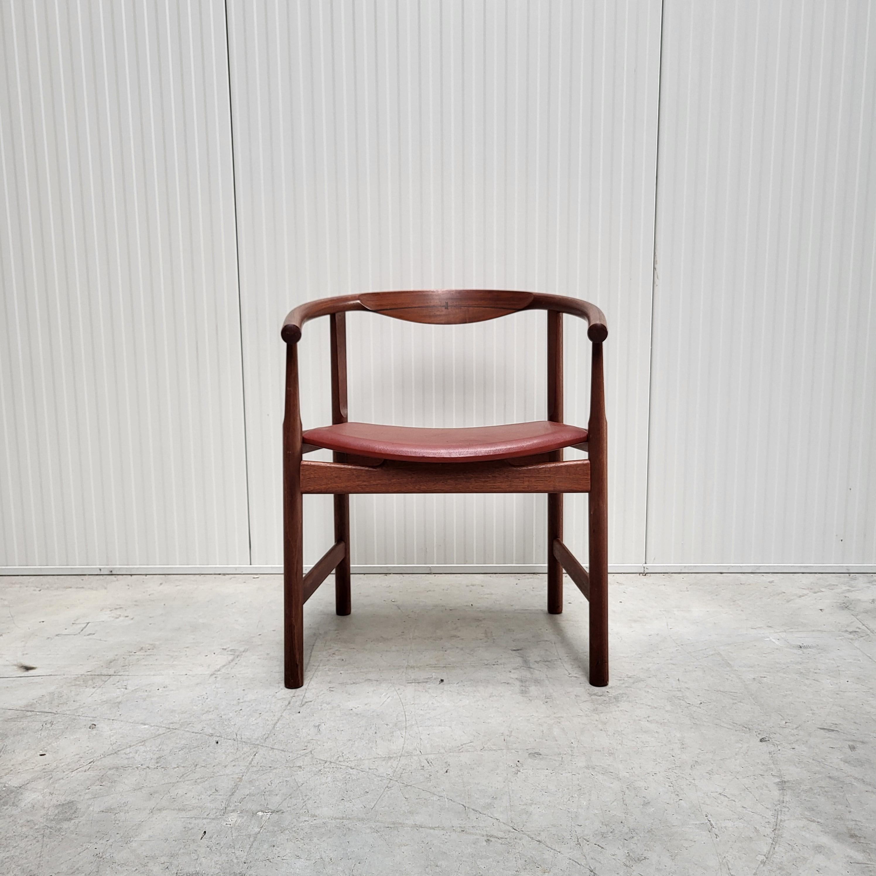 Cuir Ensemble de 12 chaises de salle à manger Hans Wegner PP203 par PP Mobler Danemark 1969 en vente