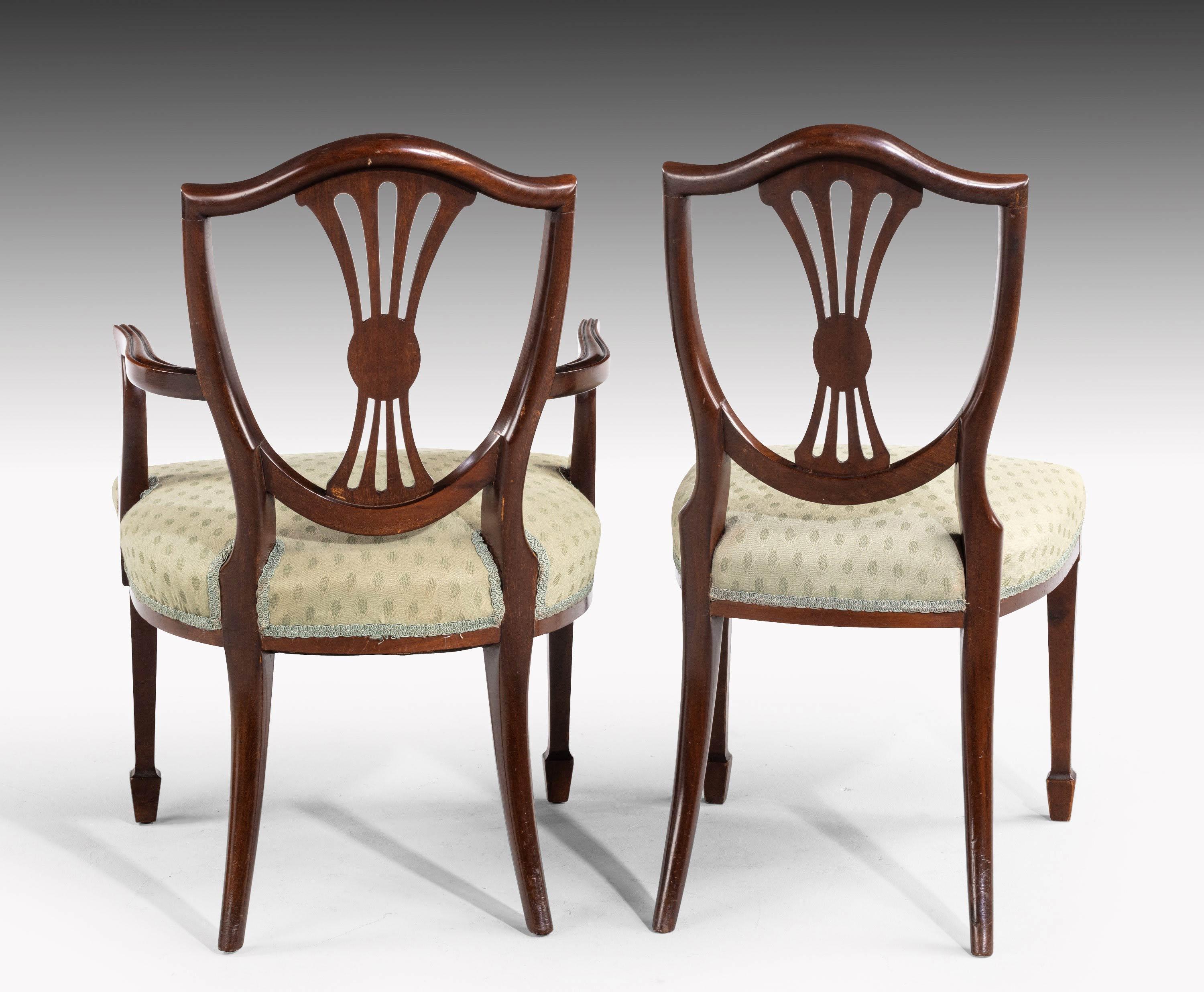 Set of 12 Hepplewhite Style Mahogany Dining Chairs 1