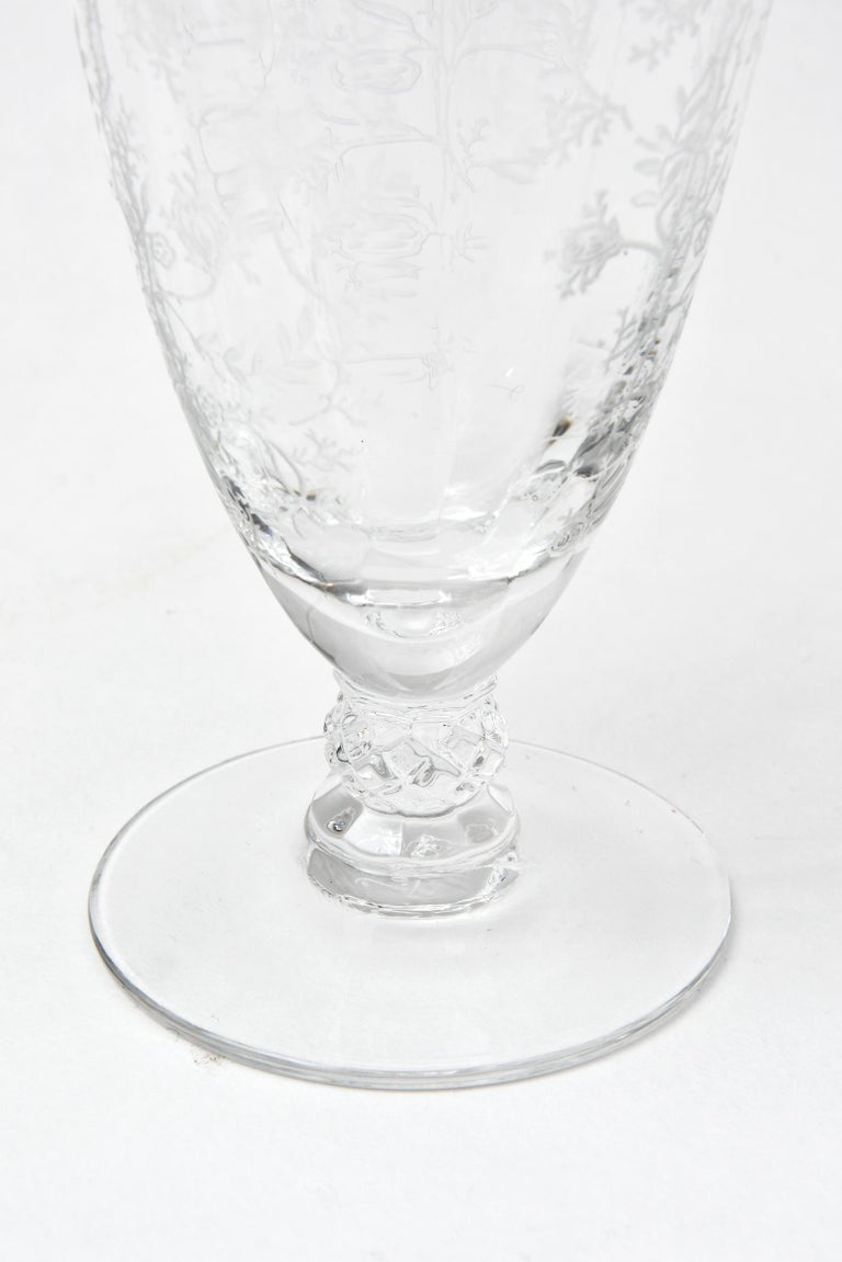 https://a.1stdibscdn.com/set-of-12-iced-tea-glasses-vintage-etched-design-for-sale-picture-7/0/f_131257311545667391673/DSC_1940_master.JPG?width=768