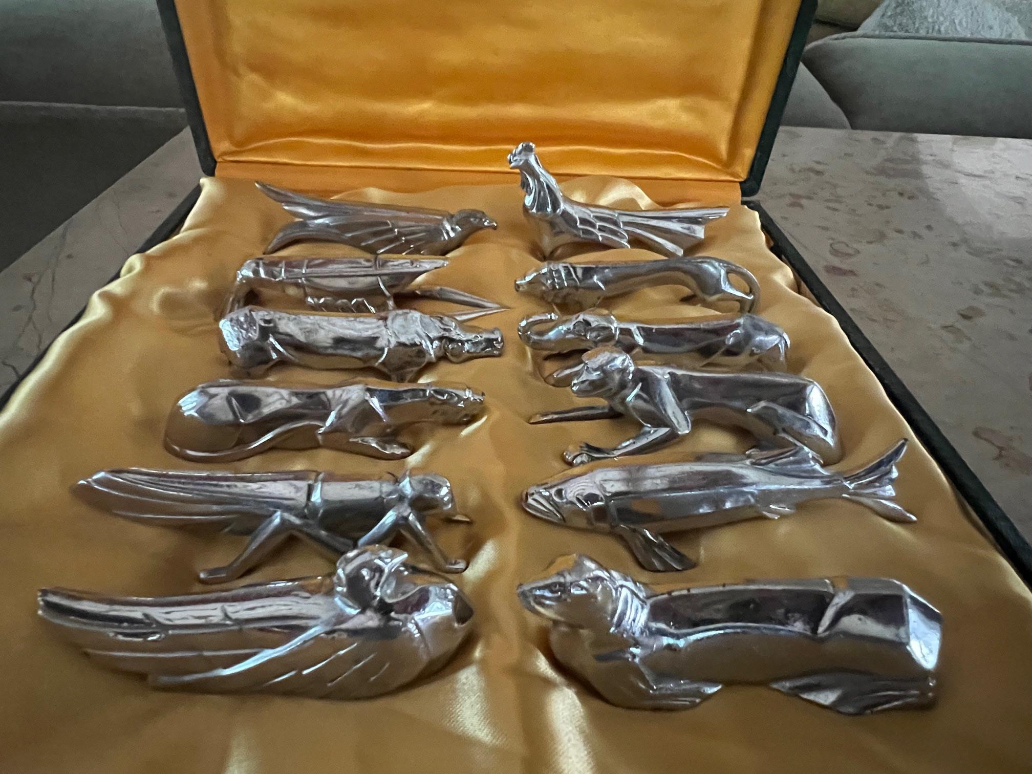 Plated Set of 12 Knife Rests in the Art Deco Style of Christofle For Sale