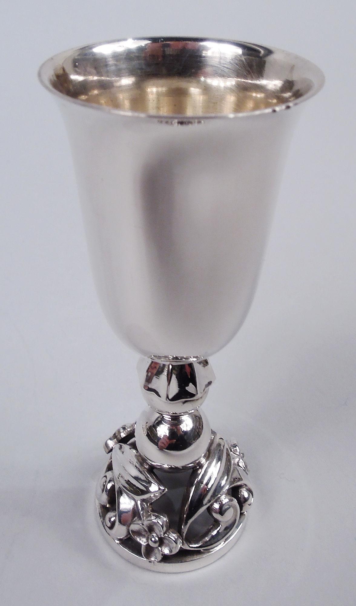 Set of 12 La Paglia Midcentury Modern Sterling Silver Cordials In Good Condition For Sale In New York, NY