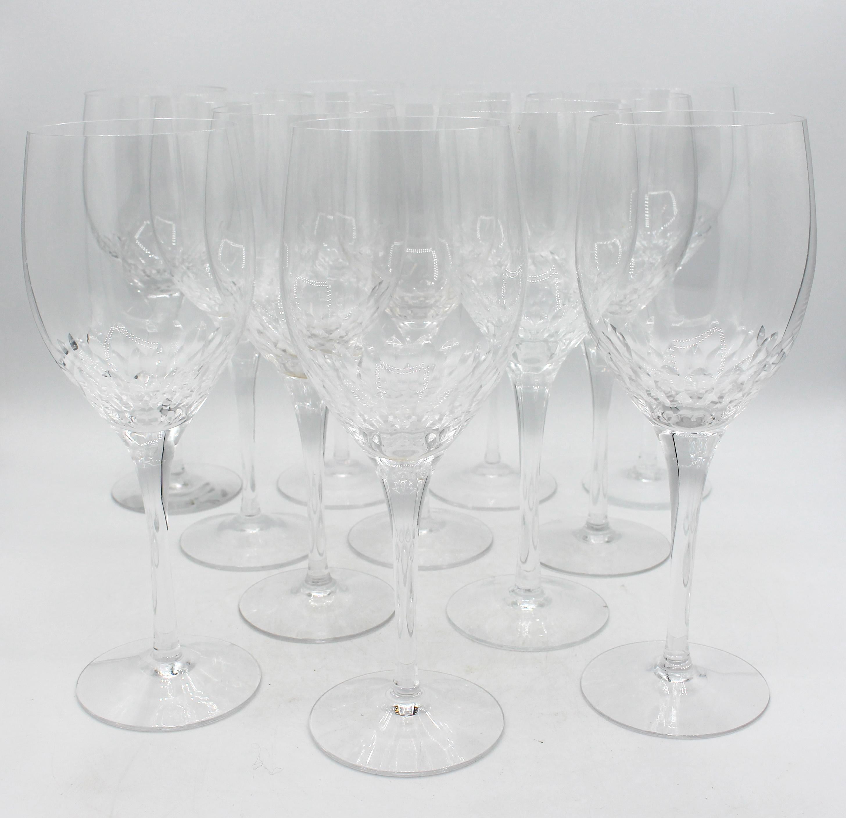 Late 20th century set of 12 Orrefors Prelude oversize goblets for red wine. A 1957 design by Nils Landberg for Orrefors. Mouth blown & hand cut with a mid century modern cut bowl band. Rarely found size. 2 minute nicks.
9.25