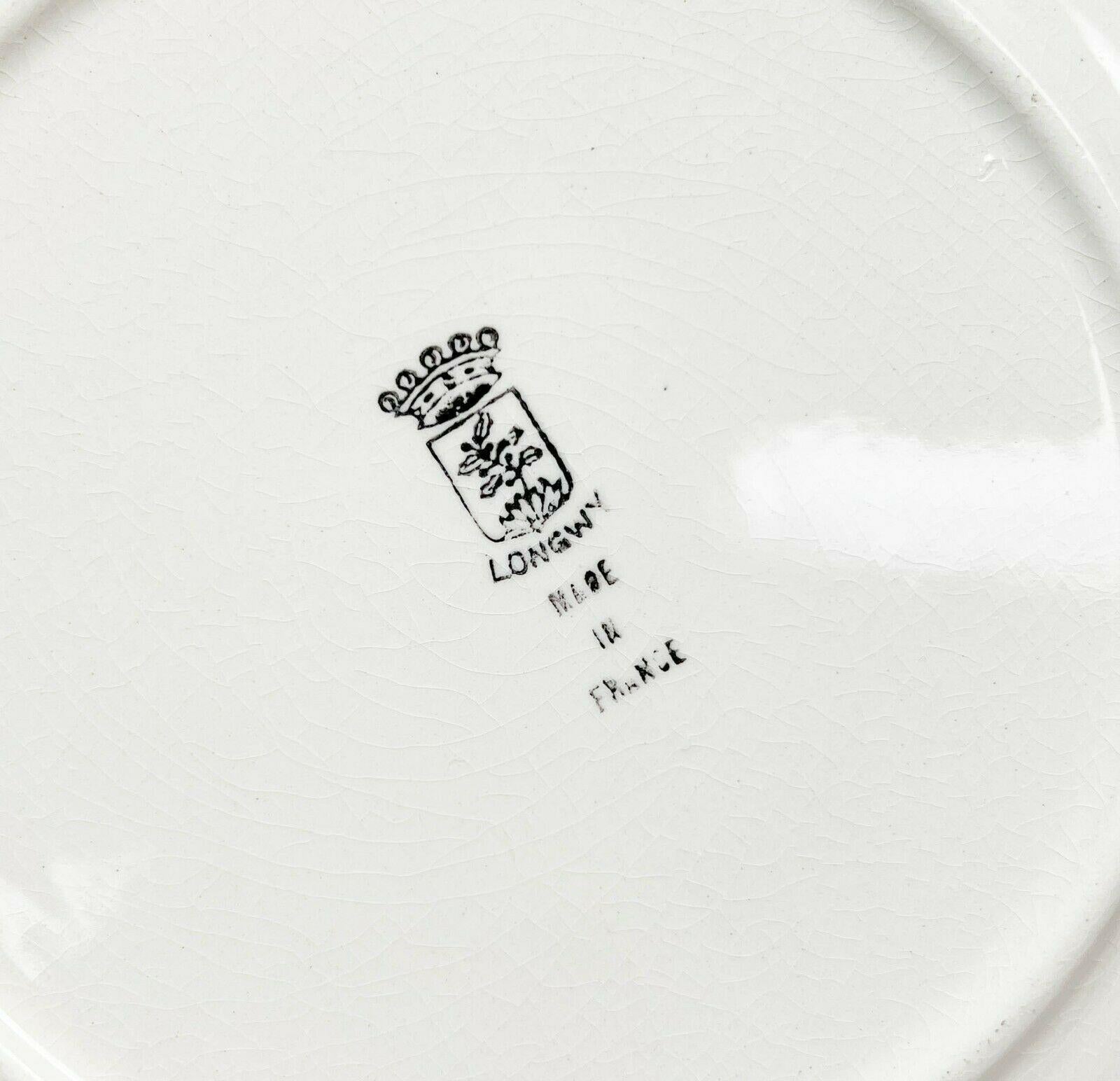 Set of 12 Longwy France Porcelain Pottery Fish Dinner Halibut Decoration, C.1920 For Sale 4