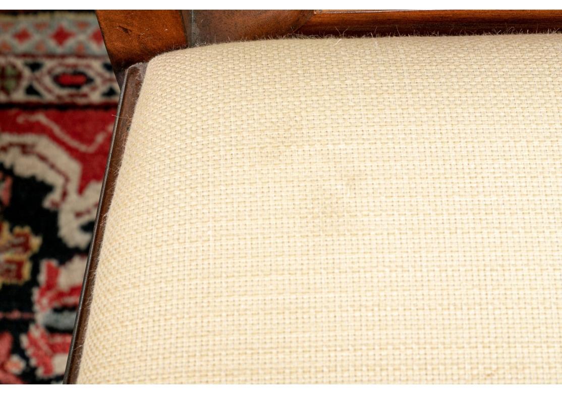 Satz von 12 Maitland Smith-Mahagoni-Esszimmerstühlen im Chippendale-Stil (20. Jahrhundert) im Angebot