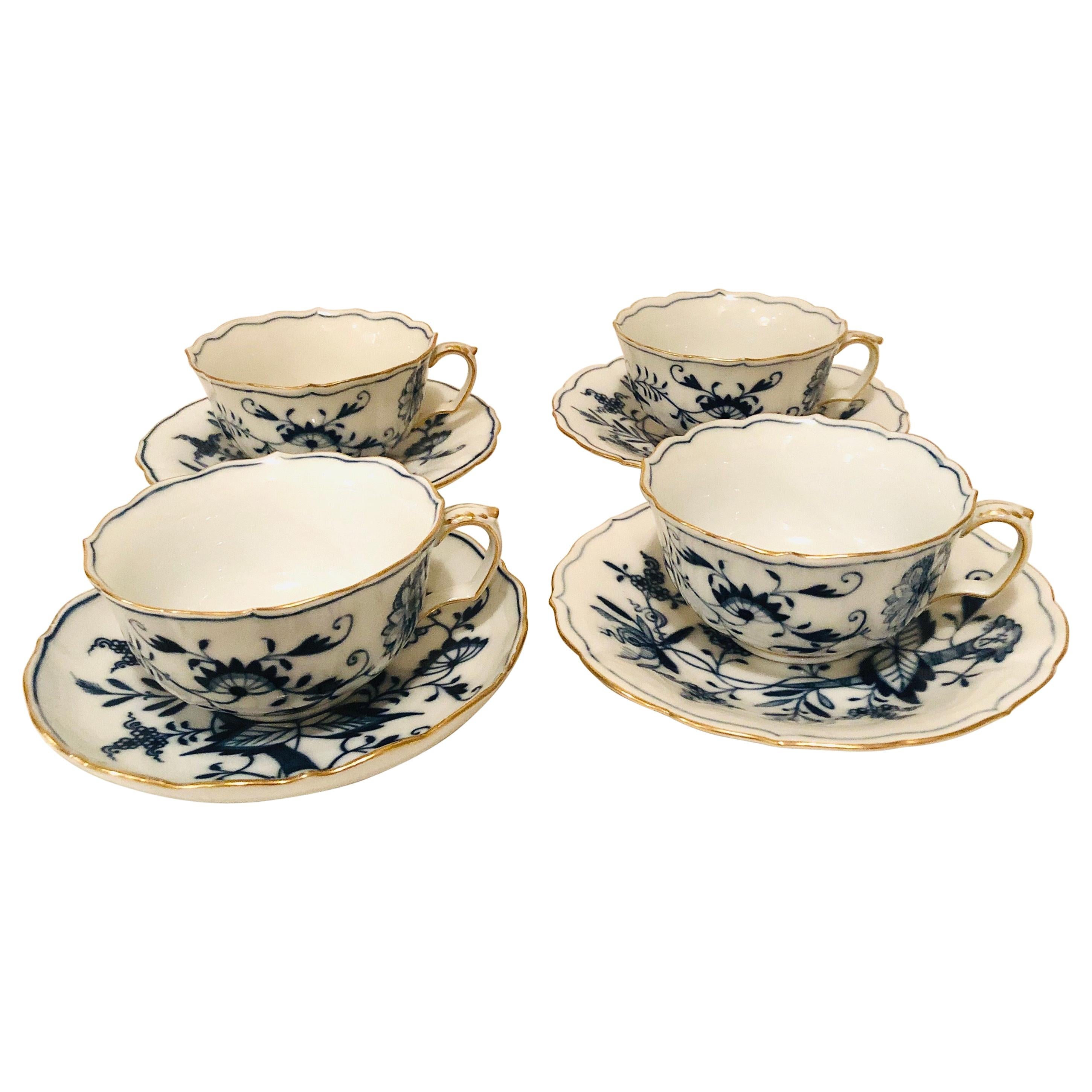 Set of 12 Meissen Blue Onion Teacups and Saucers with a Gold Rim