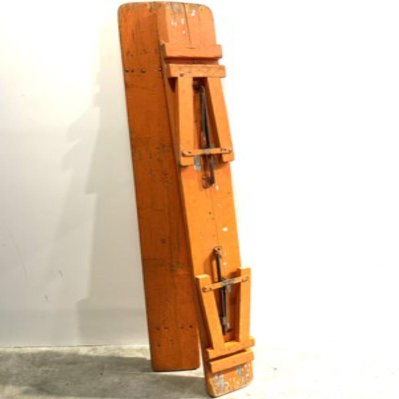 20ième siècle Ensemble de 12 bancs pliants en bois de guinguette de village du milieu du siècle dernier, 1960 en vente
