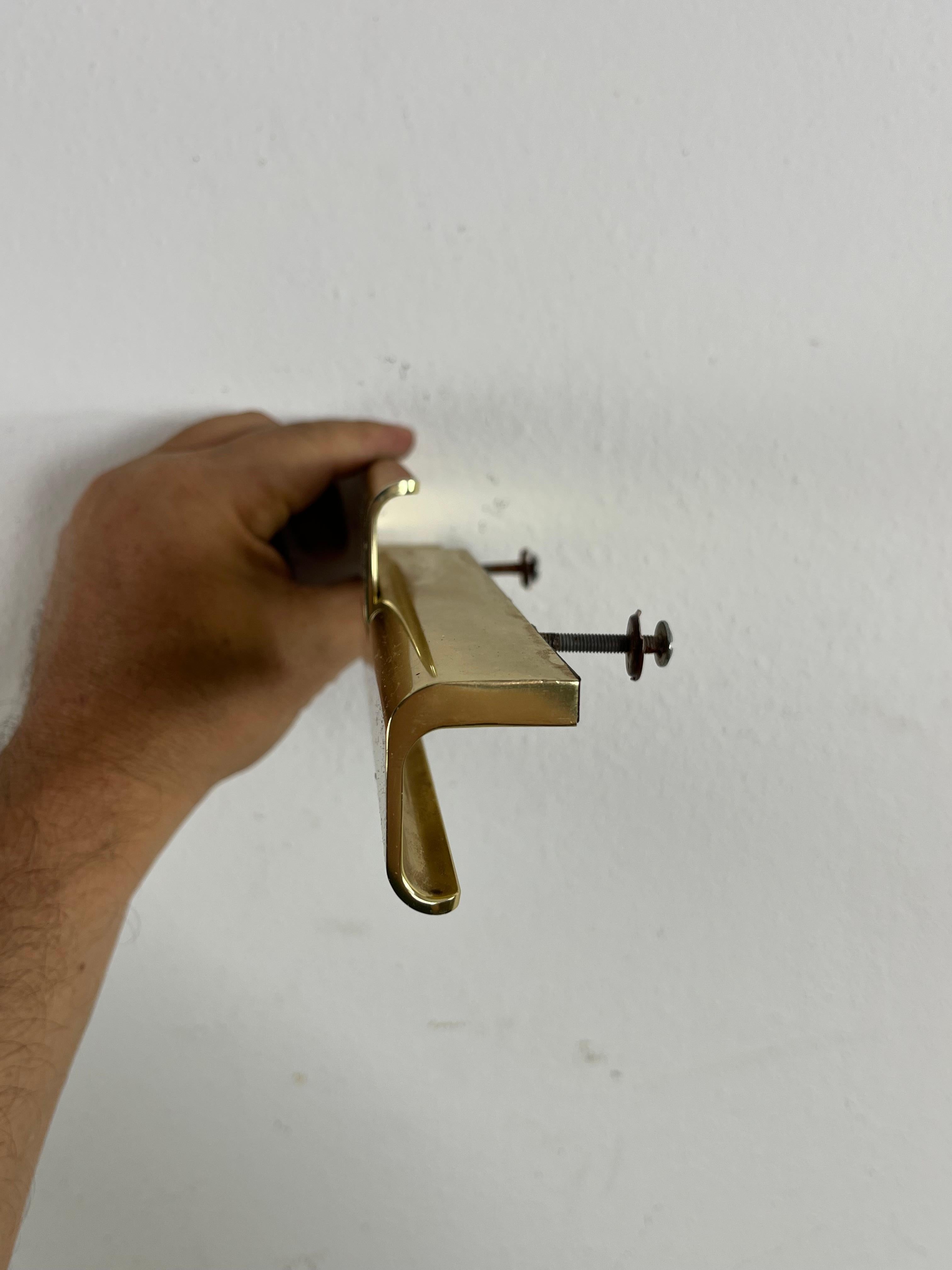 Juego de 12 Tiradores de Muebles de Metal Dorado de Mediados de Siglo Fabricados en Italia, Años 60 en Bueno estado para la venta en Palermo, IT