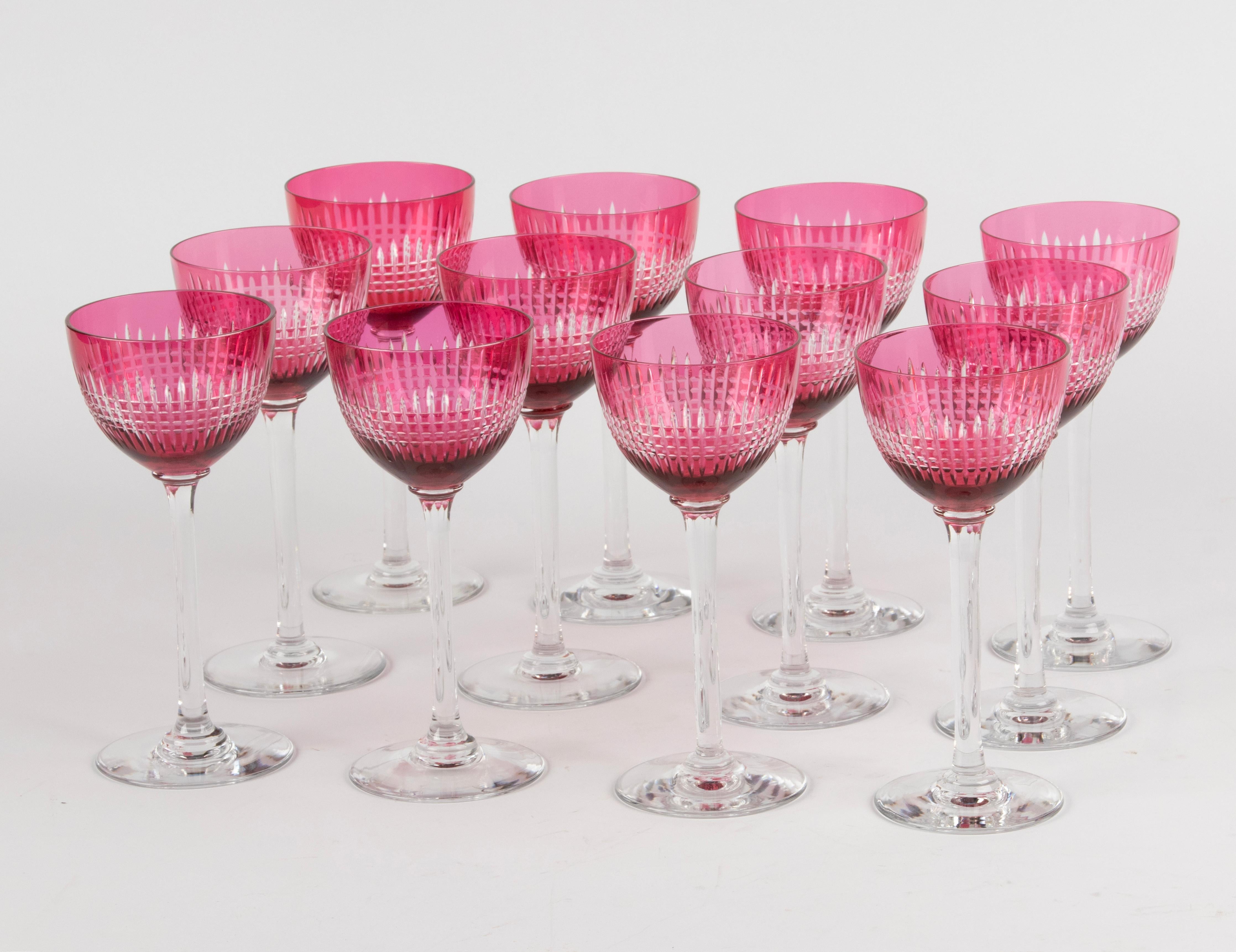 Belgian Set of 12 Mid-Century Modern Crystal Wine Glasses - Val Saint Lambert  For Sale