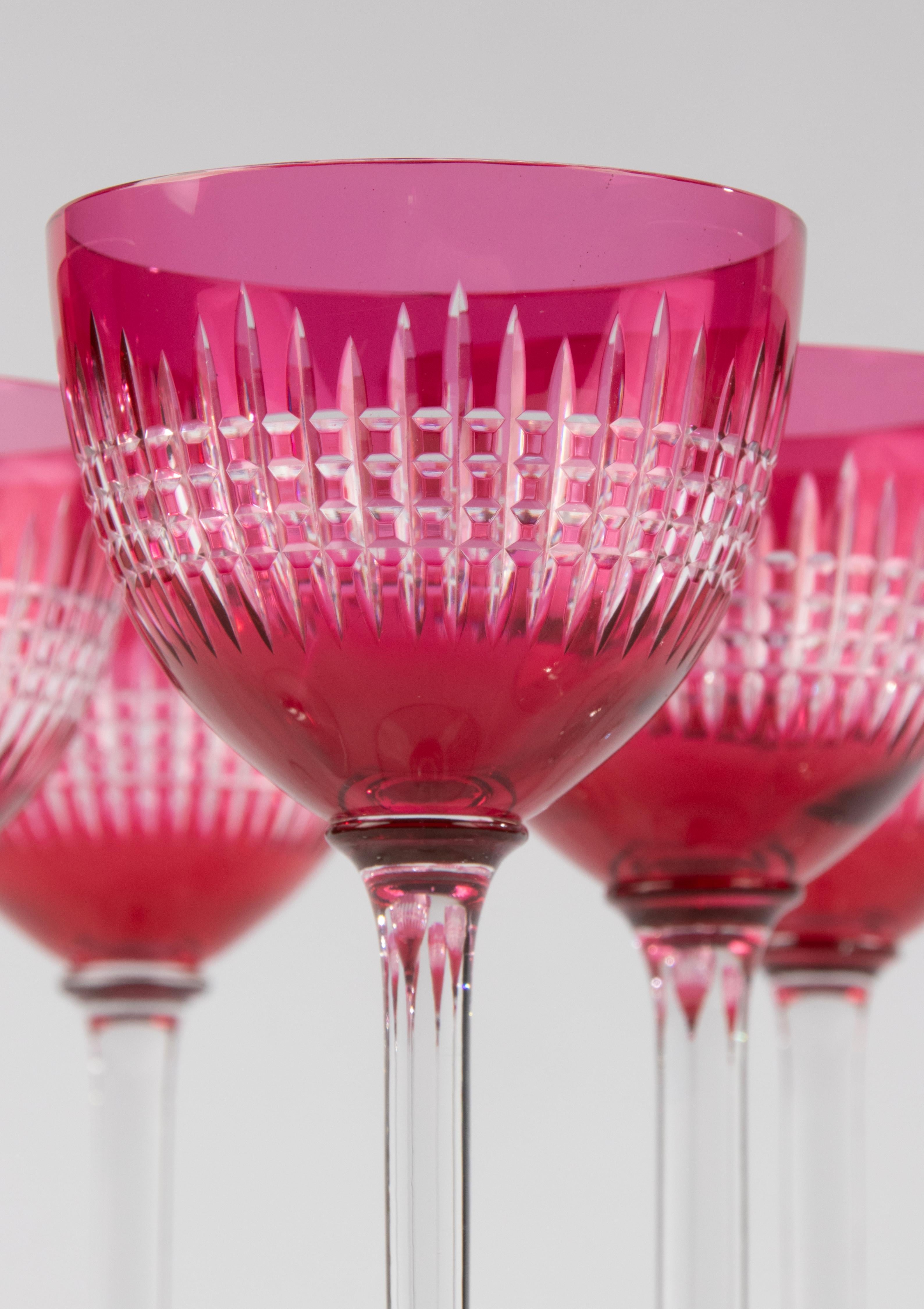 Set of 12 Mid-Century Modern Crystal Wine Glasses - Val Saint Lambert  For Sale 2