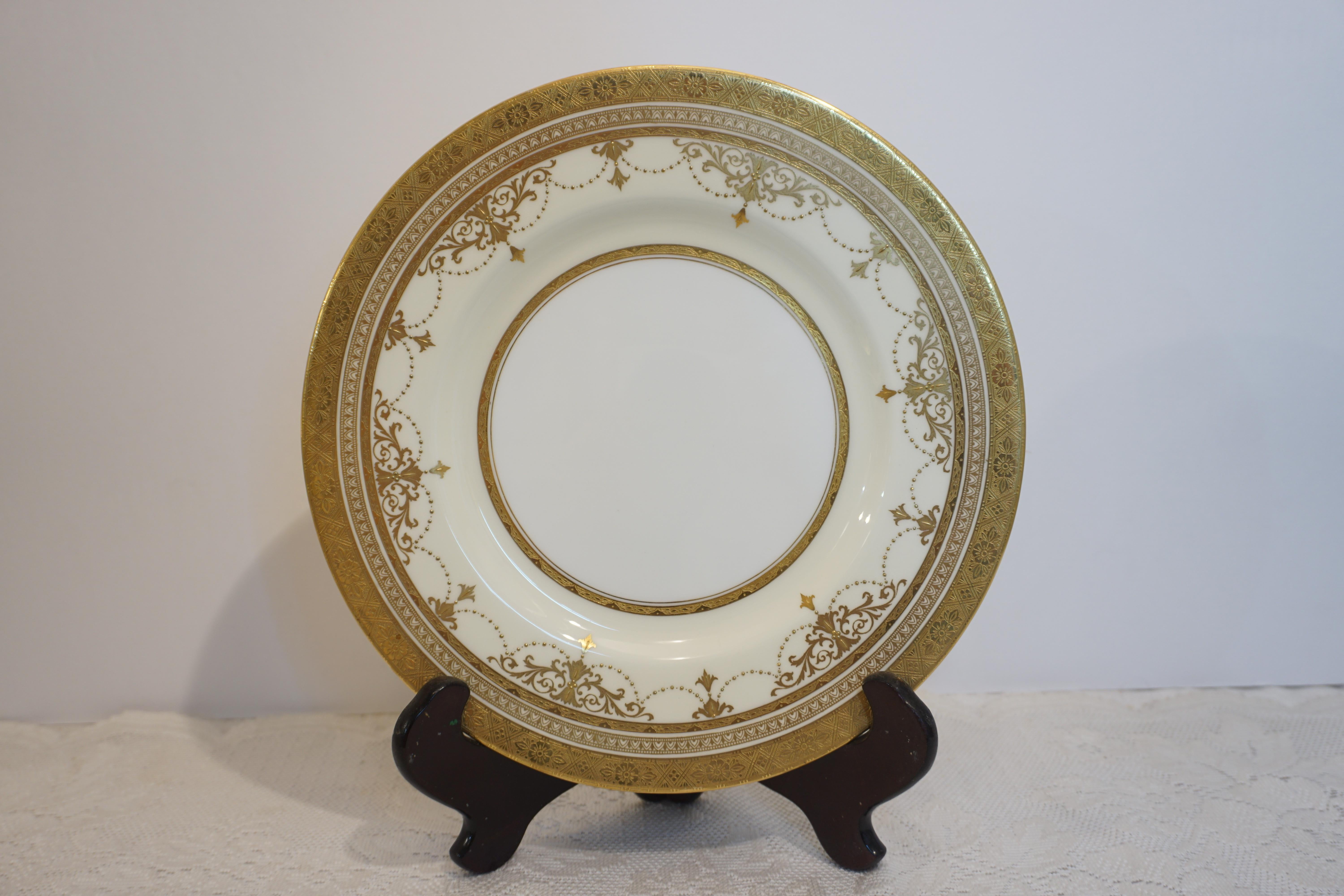 Rococo Set of 11 Minton Dinner Plates with Raised Gold Jeweled Garlands and Gold Border