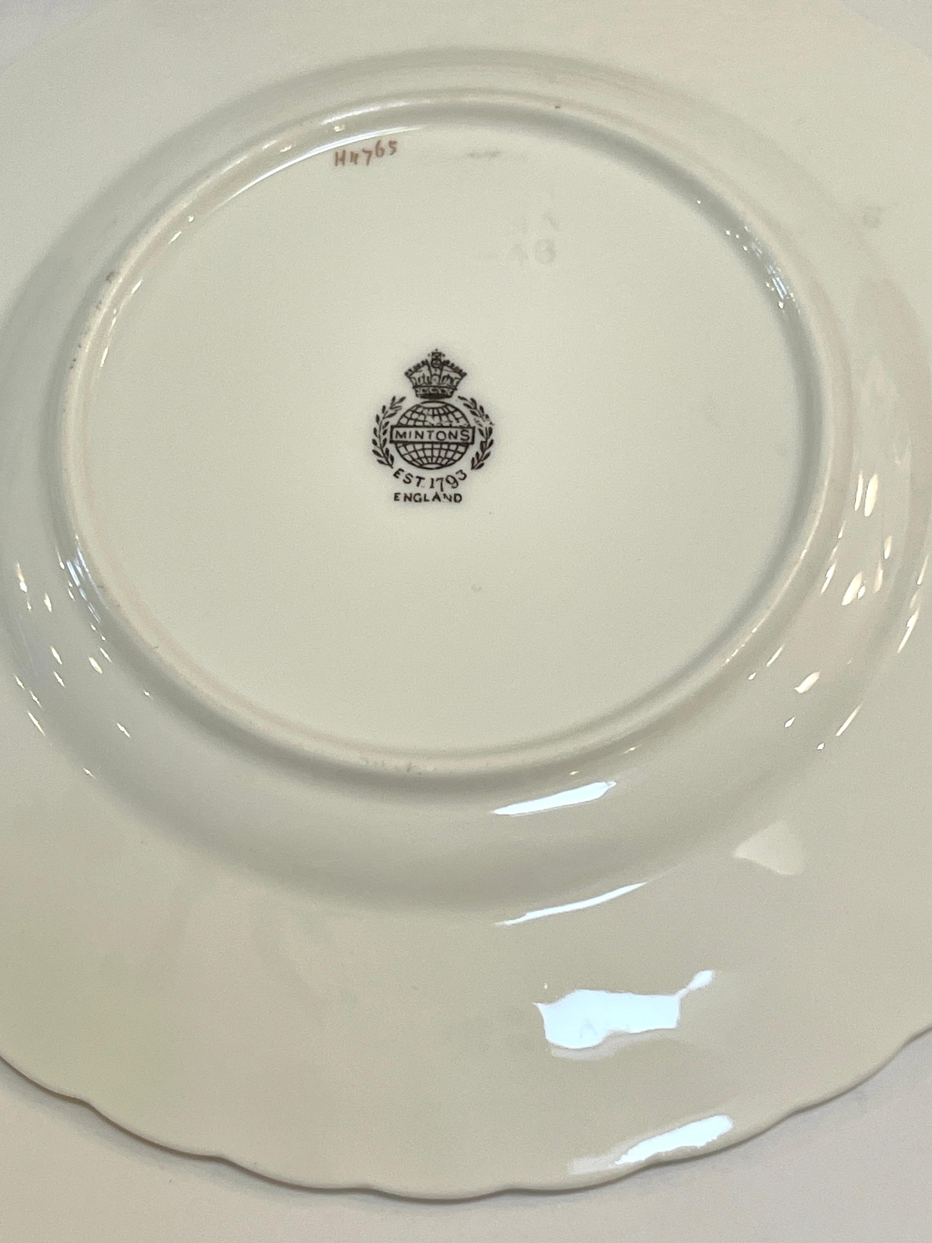 Modern Set of 12 Mintons ‘Gold Crocus’ Bread or Dessert Plates, 6