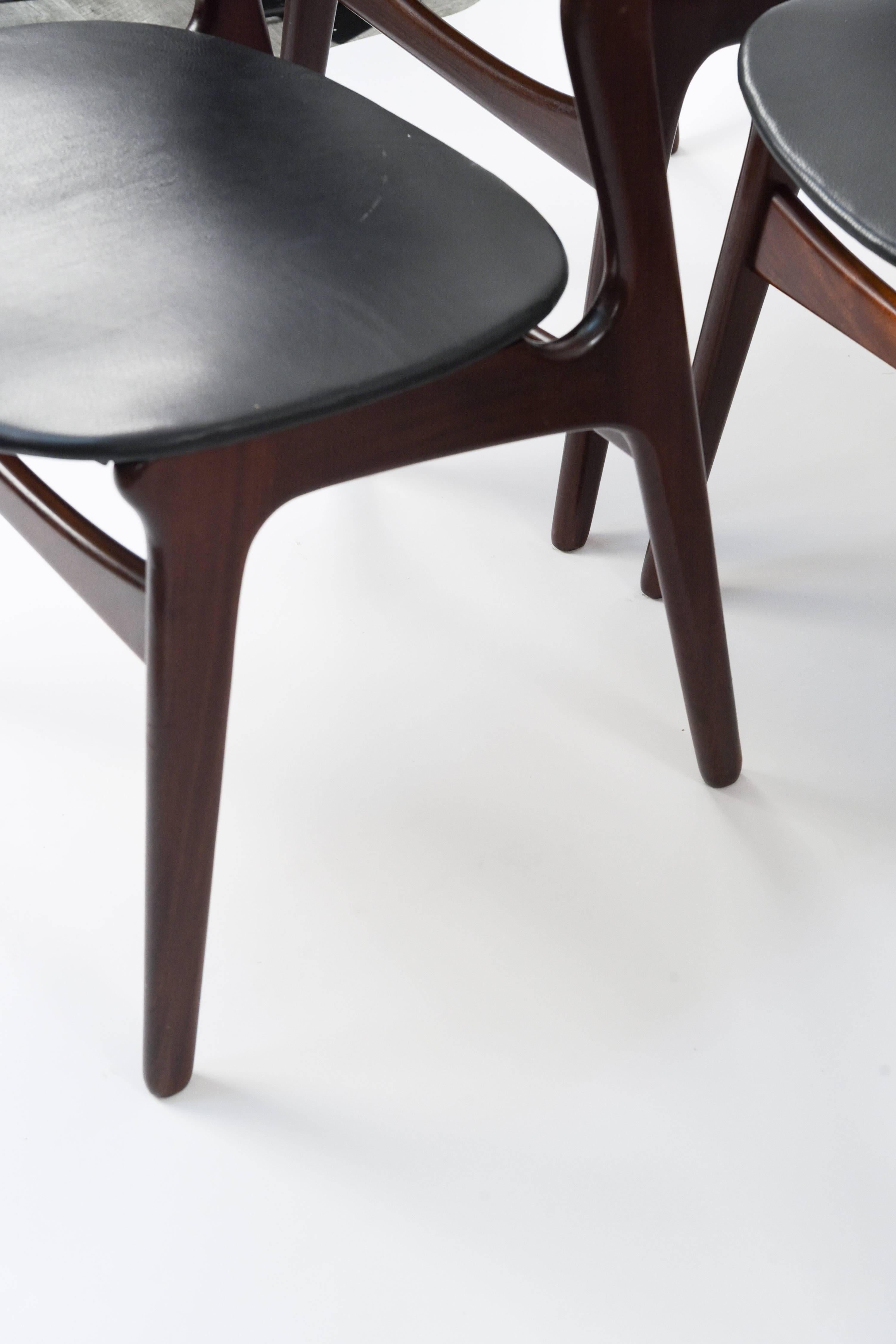 Set of '12' Model 310 Teak Dining Chairs by Erik Buck for Chr. Christiansen In Good Condition In Norwalk, CT