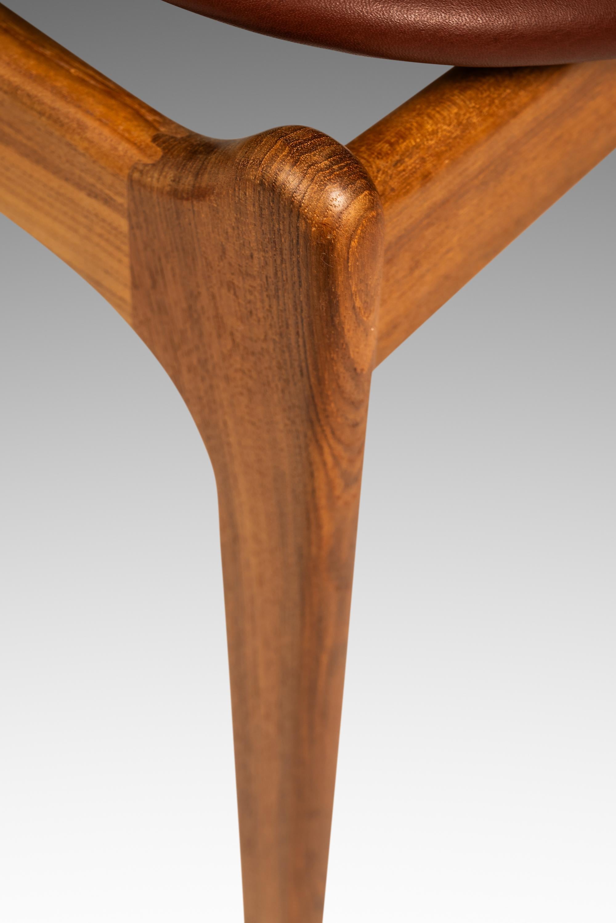 Ensemble de 12 chaises Model No 49 par Erik Buch pour O.D. Møbler, Danemark, c.C. 1960. en vente 13