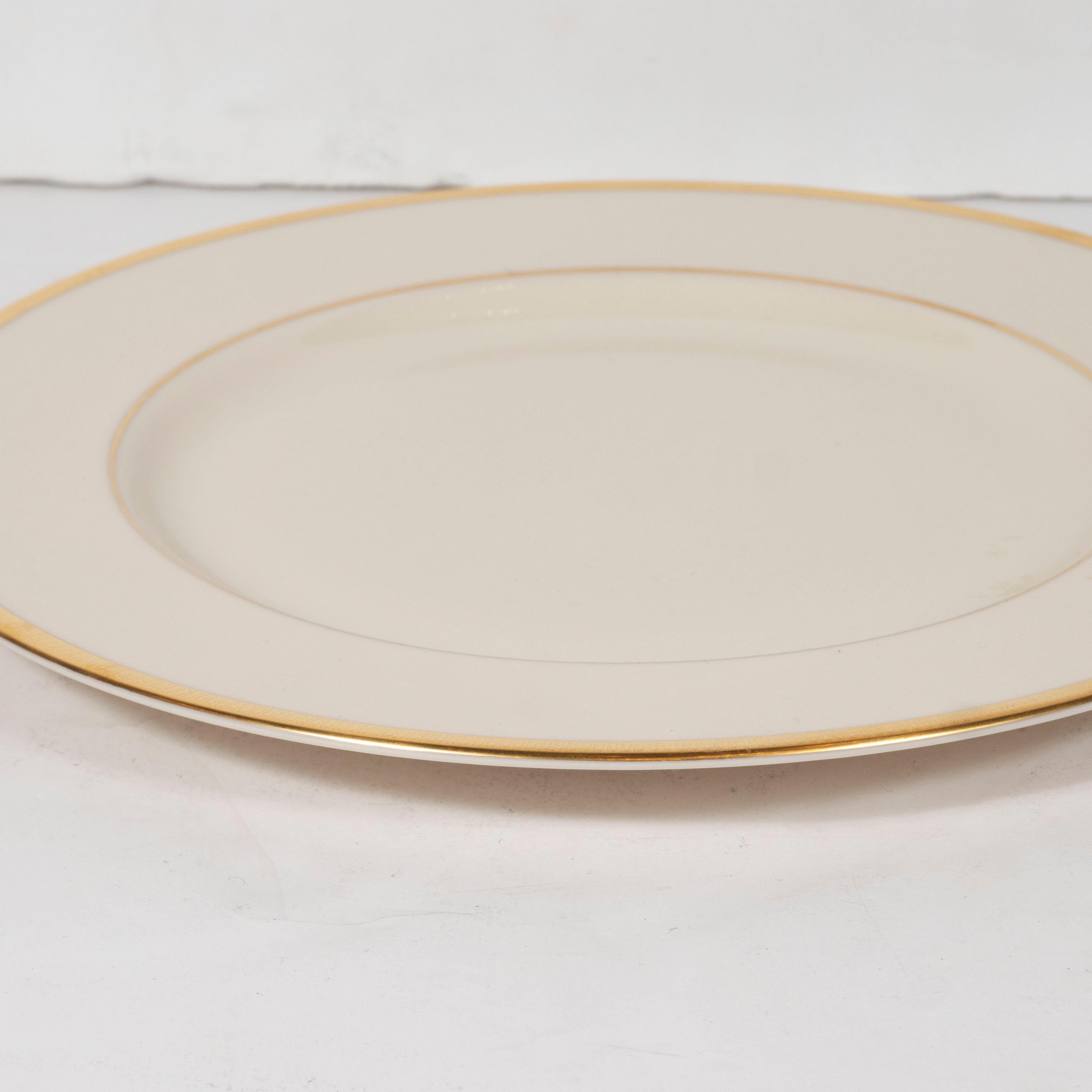 Set of 12 Modernist Dinner Plates in 24-Karat Gold and Bone China by Lenox In Excellent Condition In New York, NY