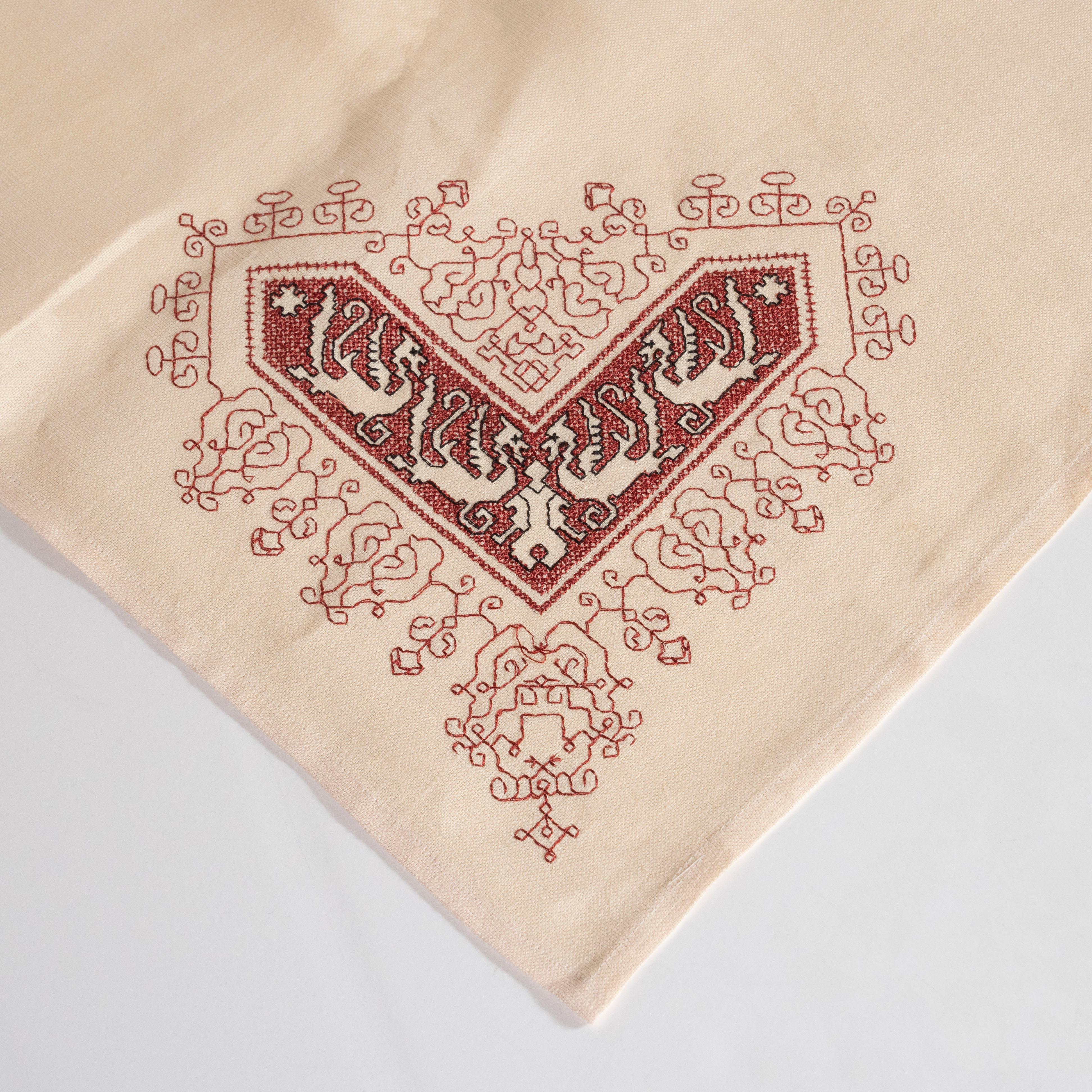 Moroccan Set of 12 Modernist Pale Crimson & Black Hand Embroidered Ecru Linen Napkins For Sale