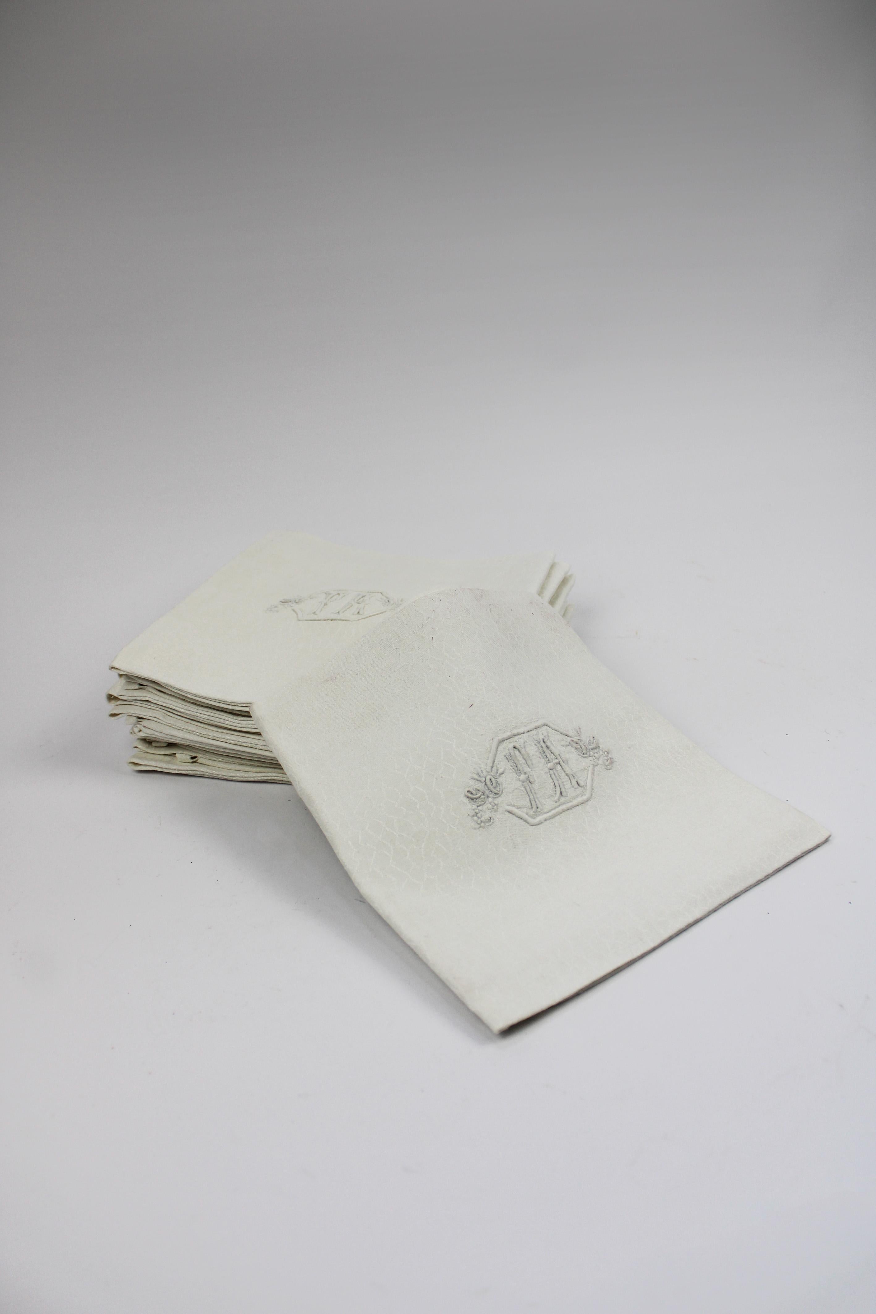 French Provincial Set of 12 Monogramed Large Cream Colored Belgian Linen Table Napkins Belgium For Sale