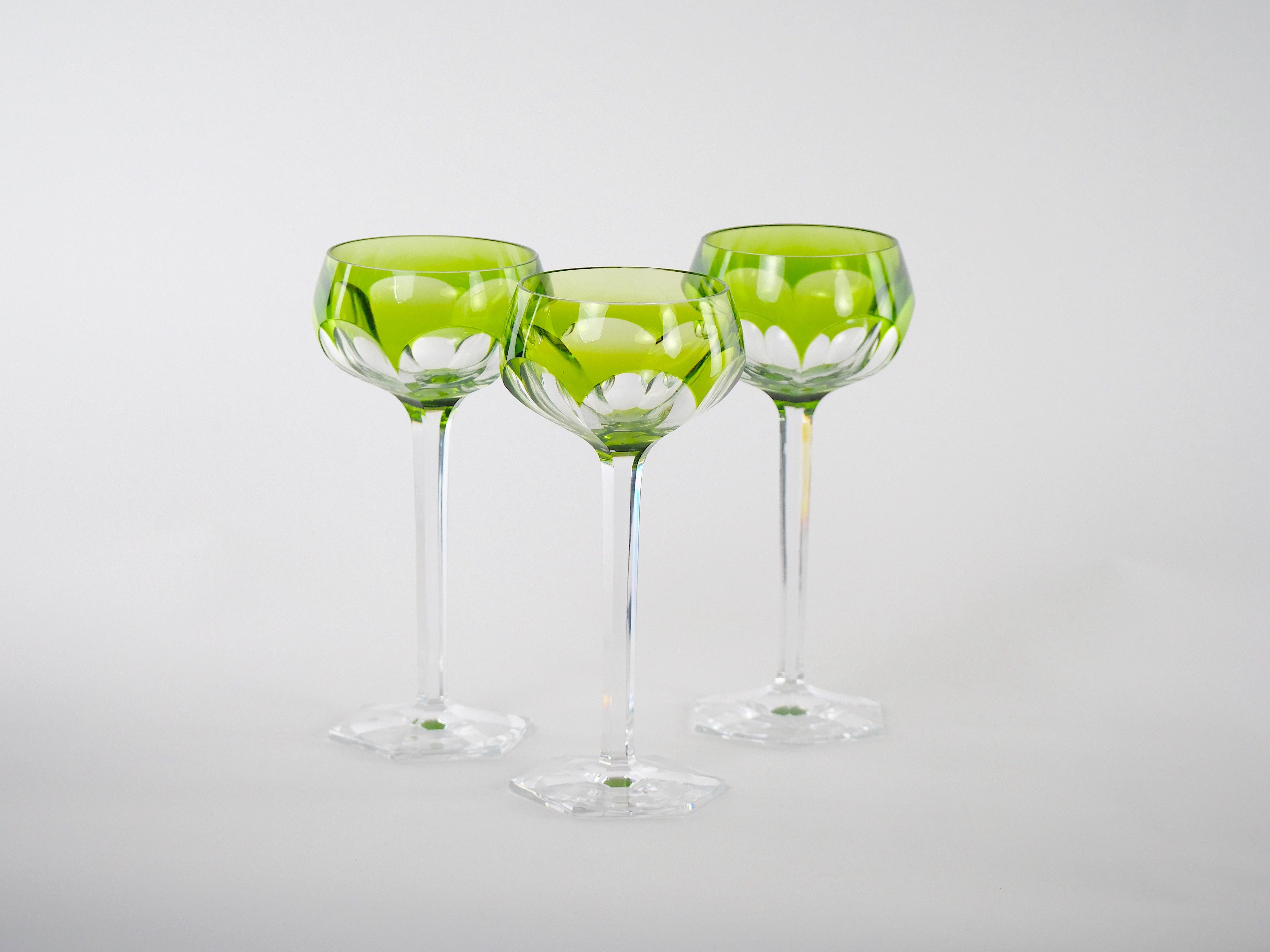 Set of 12 Moser Intaglio Cut Art Nouveau Green Shaded to Clear Wine Goblets For Sale 3