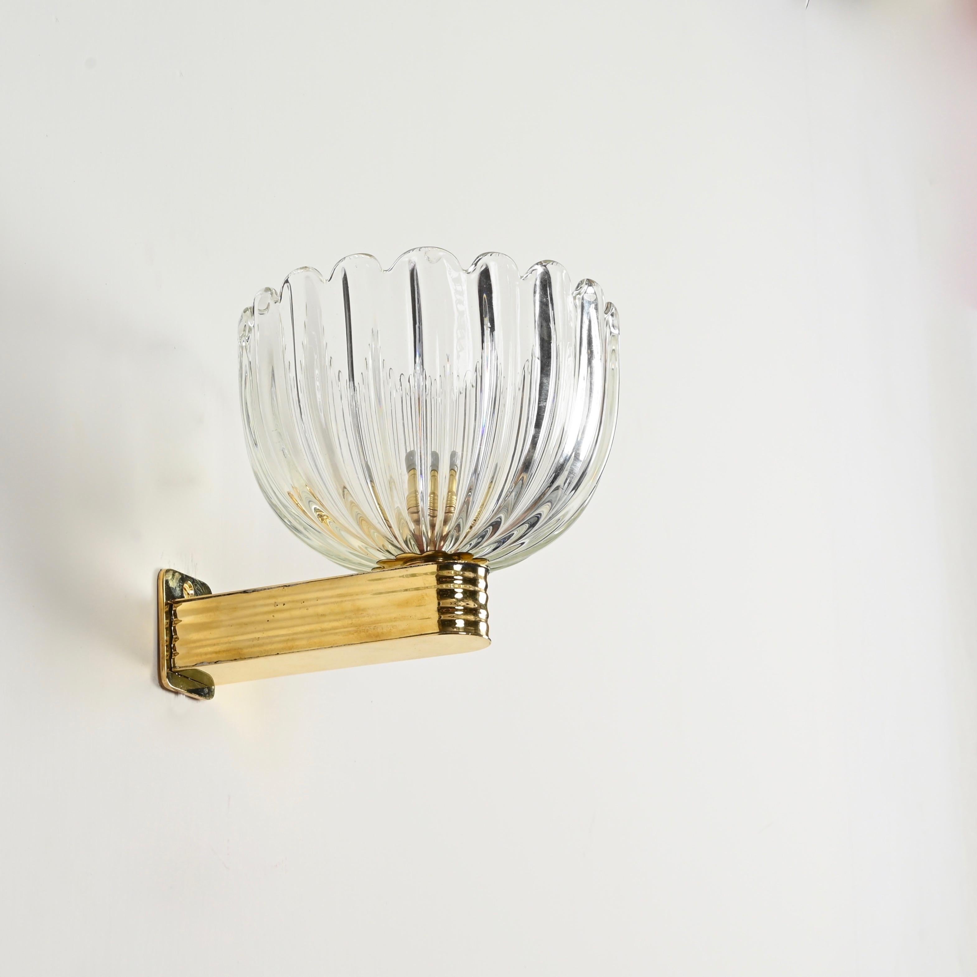 Juego de 12 candelabros florales de cristal de Murano y latón, de Barovier, Italia Años 40 Moderno de mediados de siglo en venta