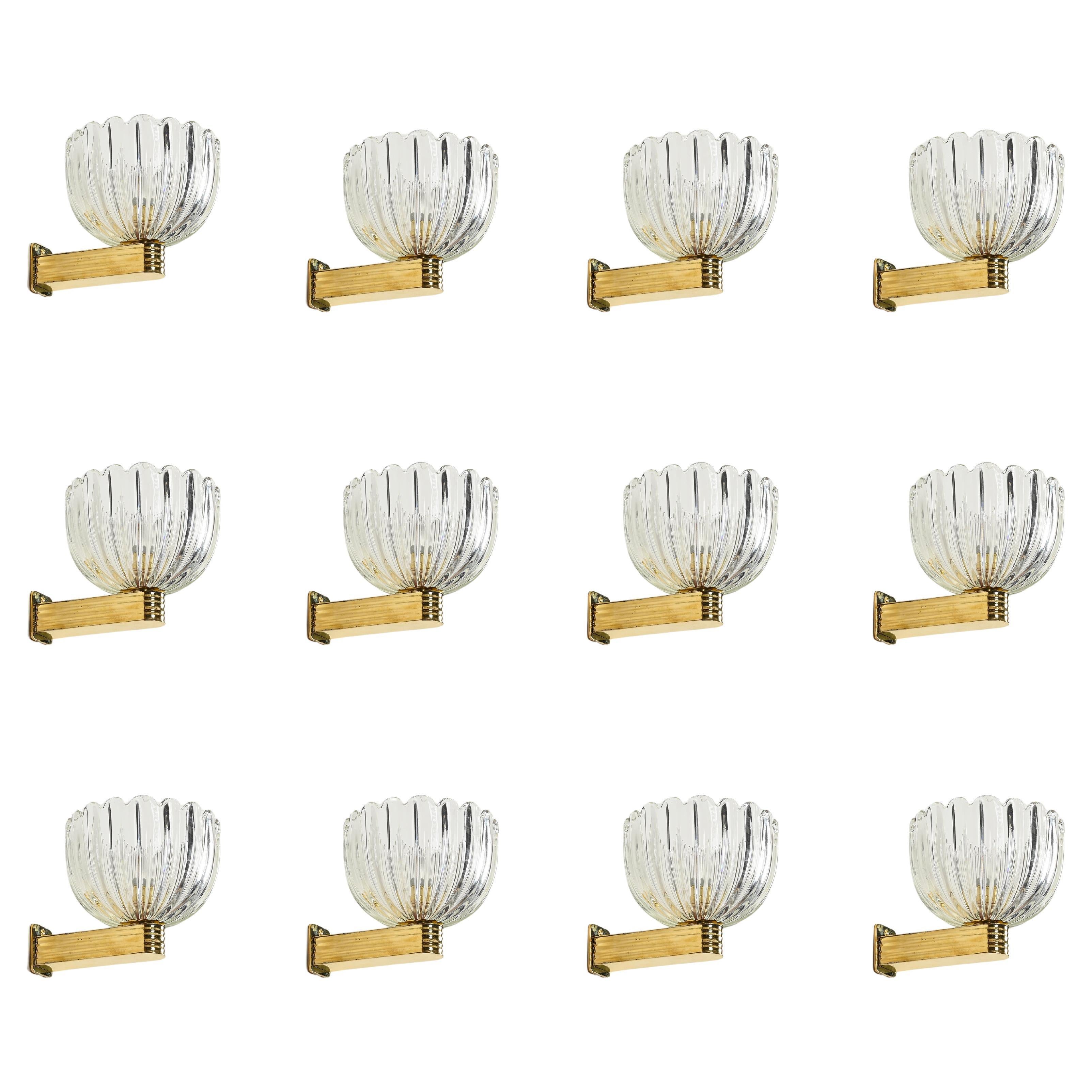 Juego de 12 candelabros florales de cristal de Murano y latón, de Barovier, Italia Años 40 en venta