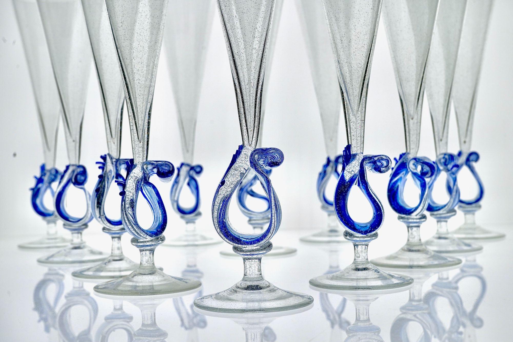 Set of 12 Murano Glass flutes with wave sculptural element by Cenedese For Sale 2