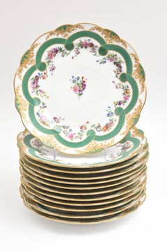 Set of 12 Museum Quality Feuillet Painted Old Paris Porcelain Plates, circa 1830