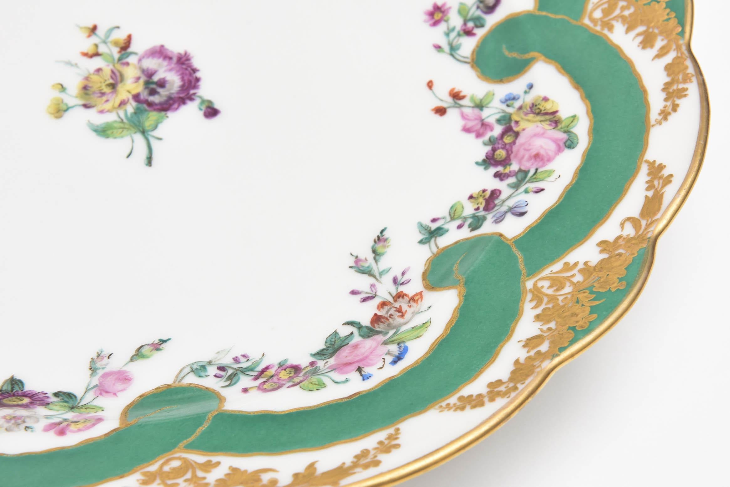 Belle Époque Set of 12 Museum Quality Feuillet Painted Old Paris Porcelain Plates, circa 1830