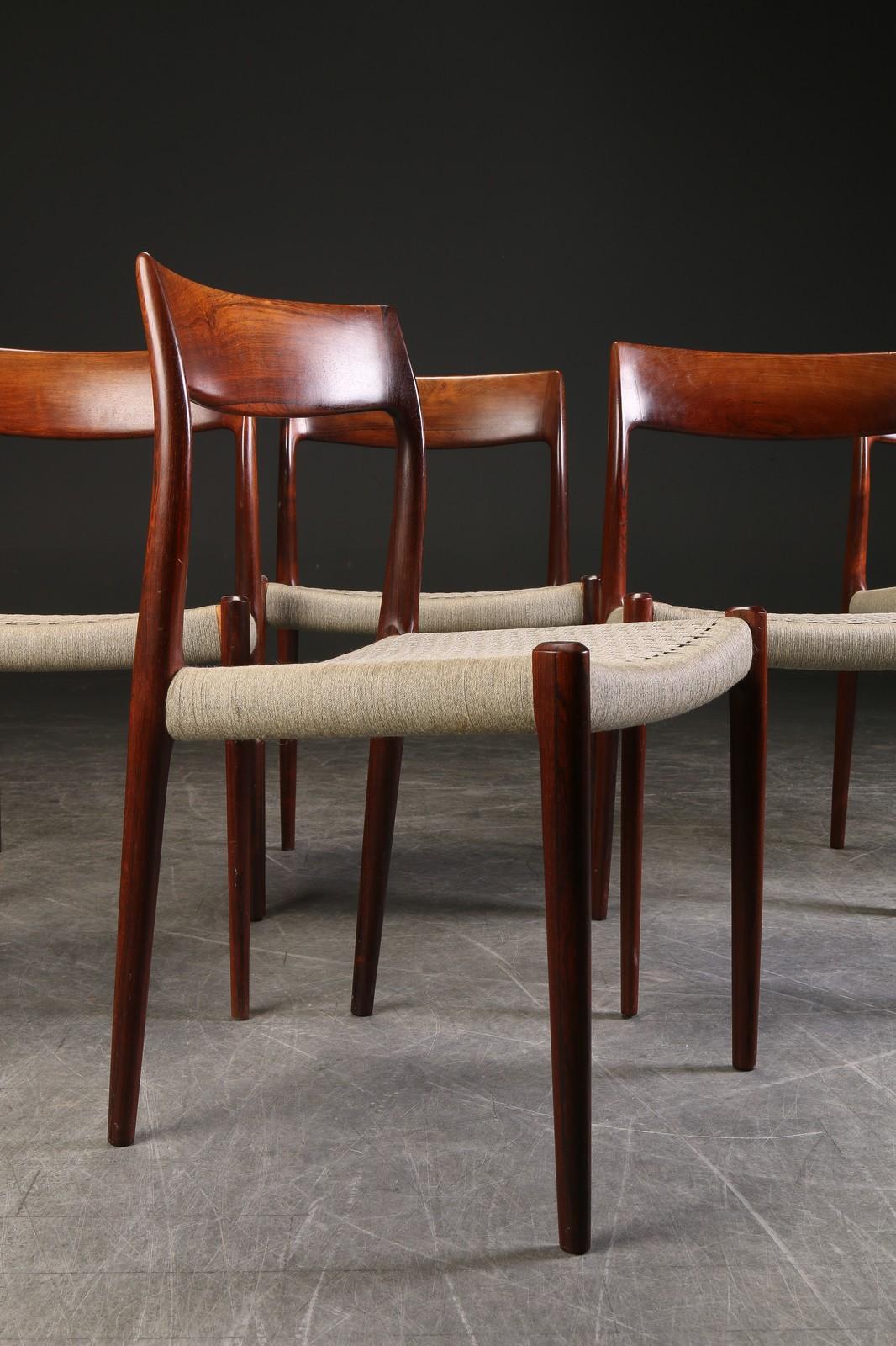 Set of 12 Niels Otto Moller 1958 Dinings Chairs with Original Grey Wool Cord In Good Condition For Sale In London, GB
