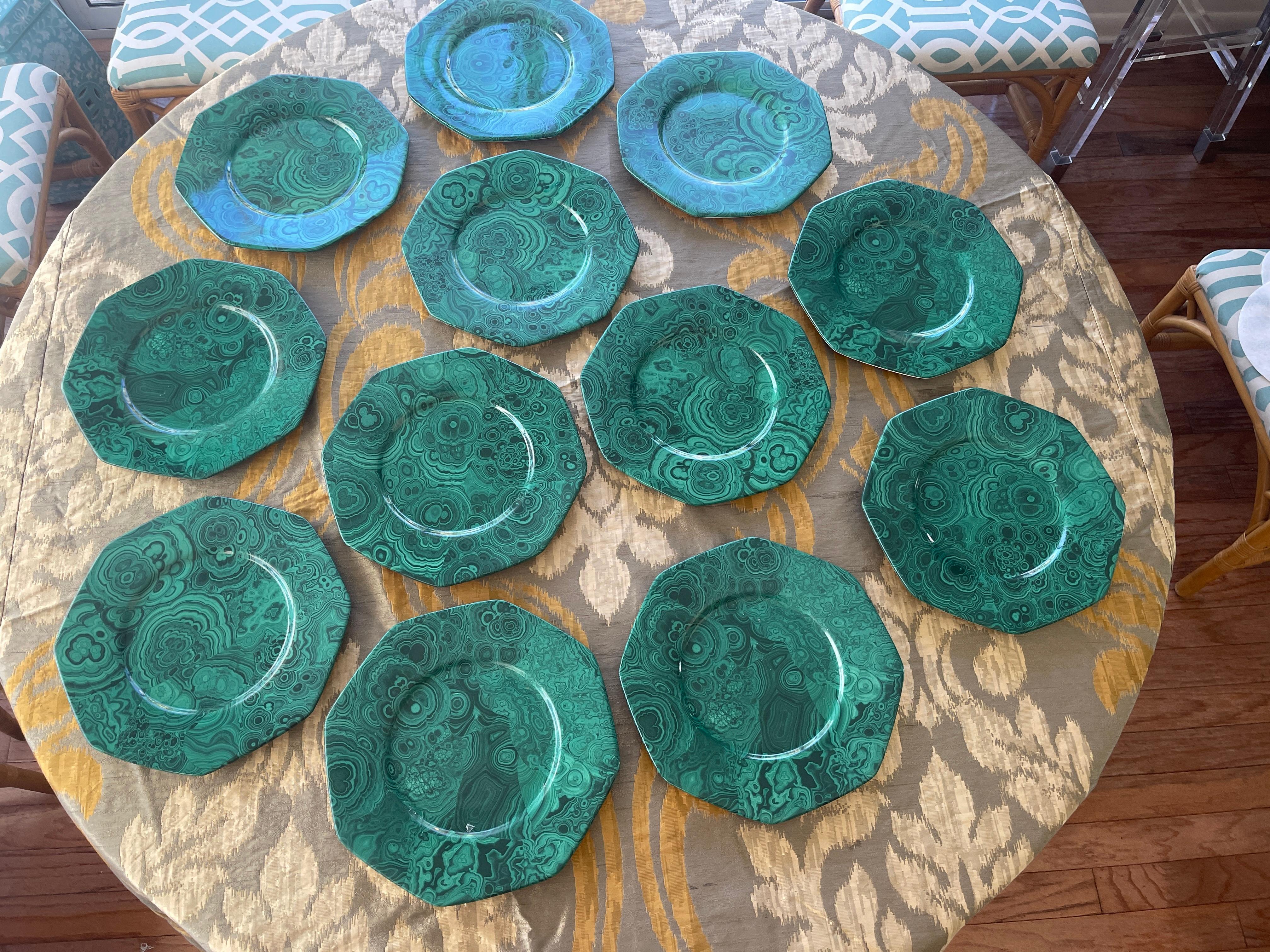 Just in!
Exceptional and rare set of 12 Italian Este Porcelain Plates with Malachite design.
These plates are octogonal in shape.
Very good vintage condition, consistent with age and use, no chips or repairs
Please view all large photos for details.