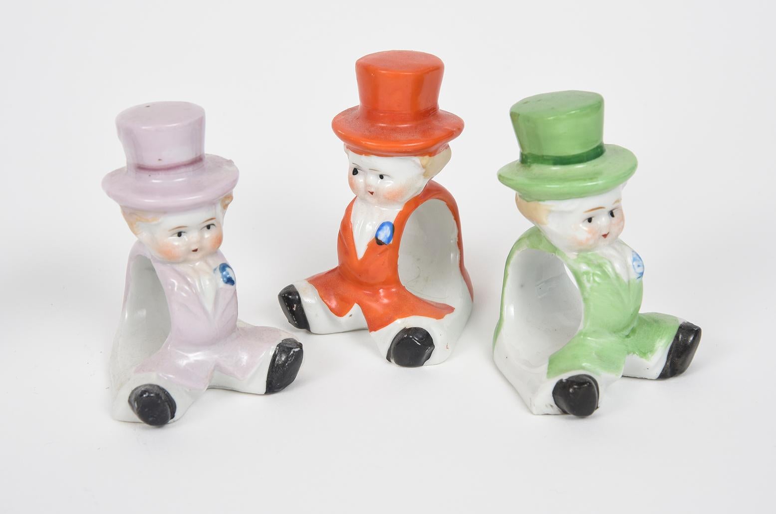 Satz von 12 Porzellanfiguren Dapper Gentleman Serviettenringe (Art déco) im Angebot