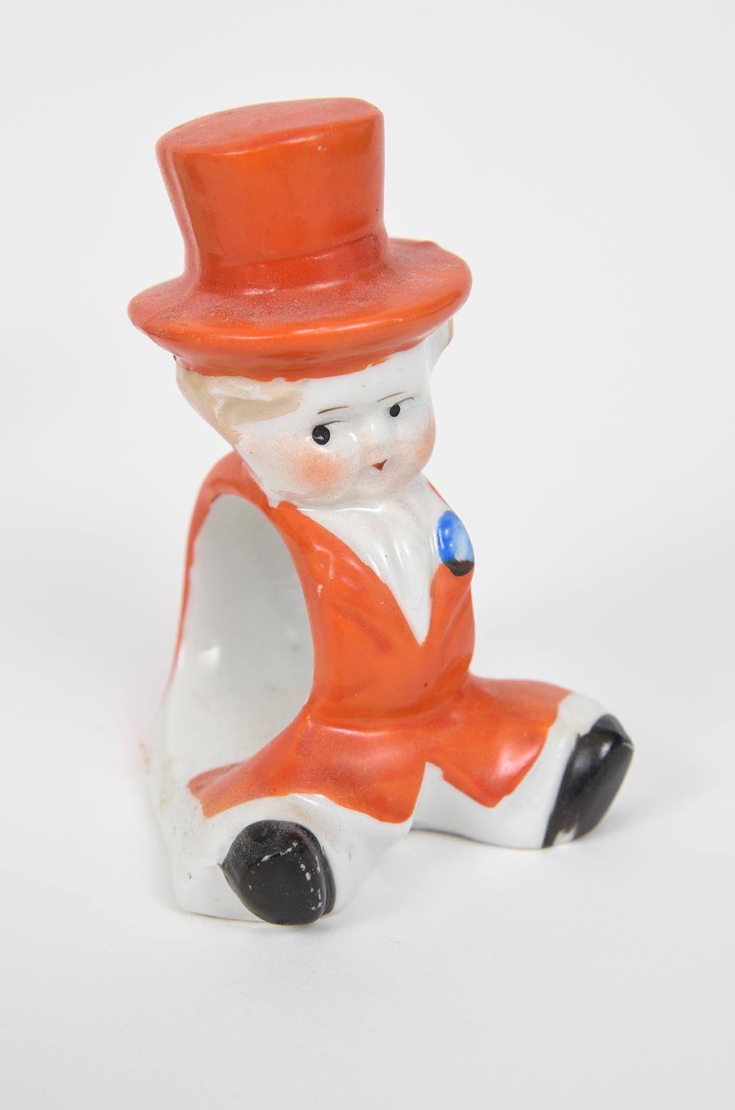 Satz von 12 Porzellanfiguren Dapper Gentleman Serviettenringe im Zustand „Gut“ im Angebot in Miami Beach, FL
