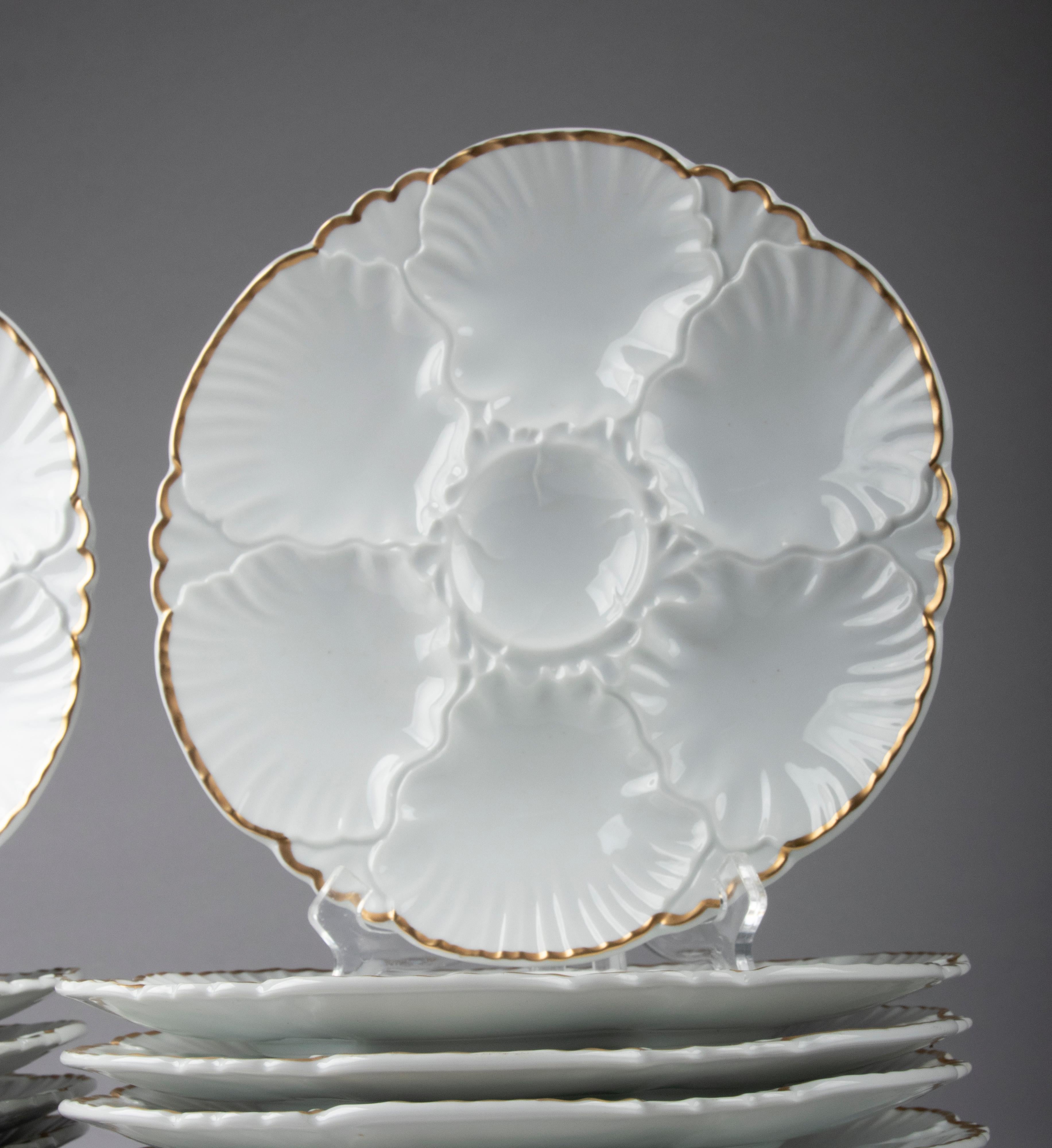 Set of 12 Porcelain Oysterplates Made by Cerabel 4