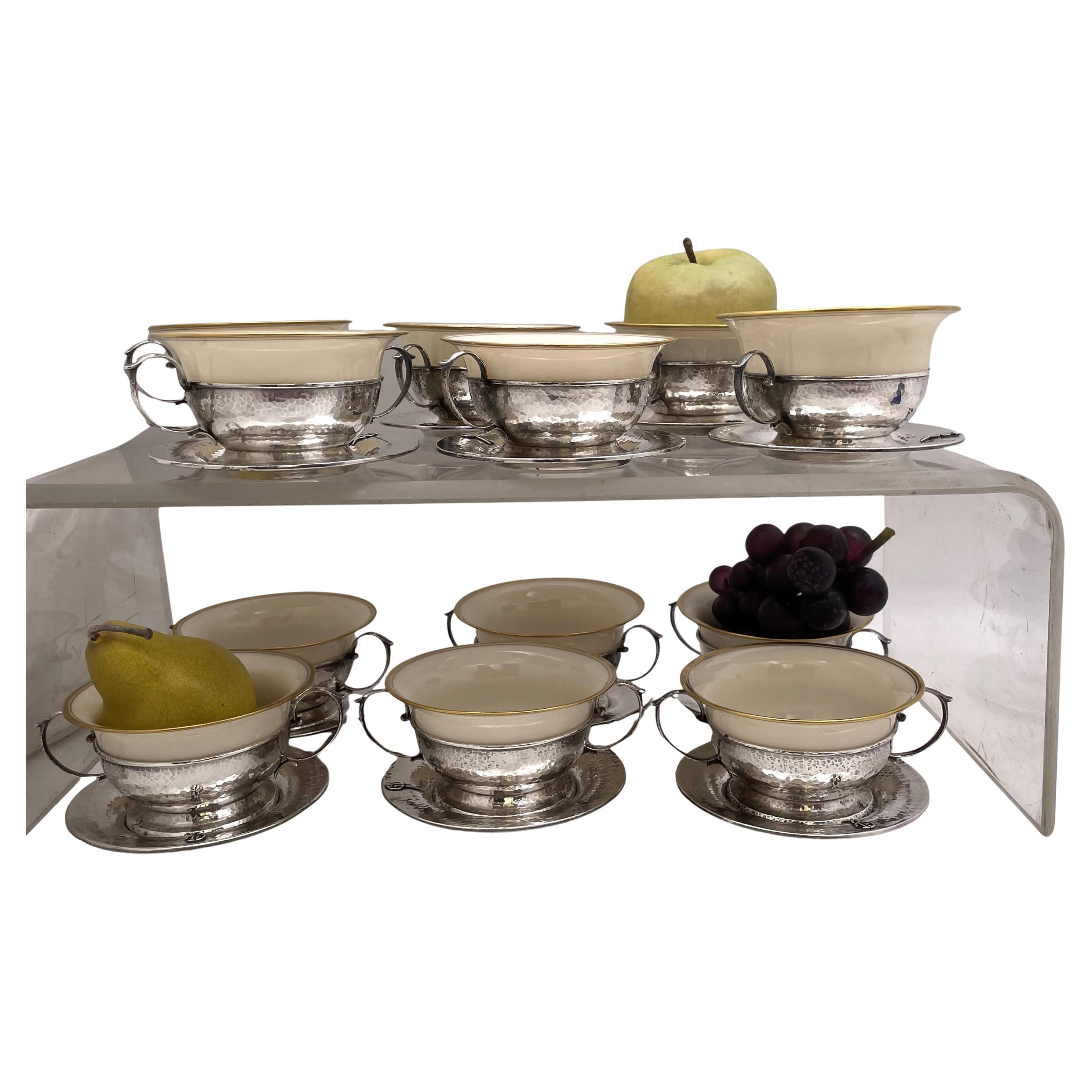 Juego de 12 tazas y platillos de postre Rogers Lunt & Bowlen Boston Arts & Crafts