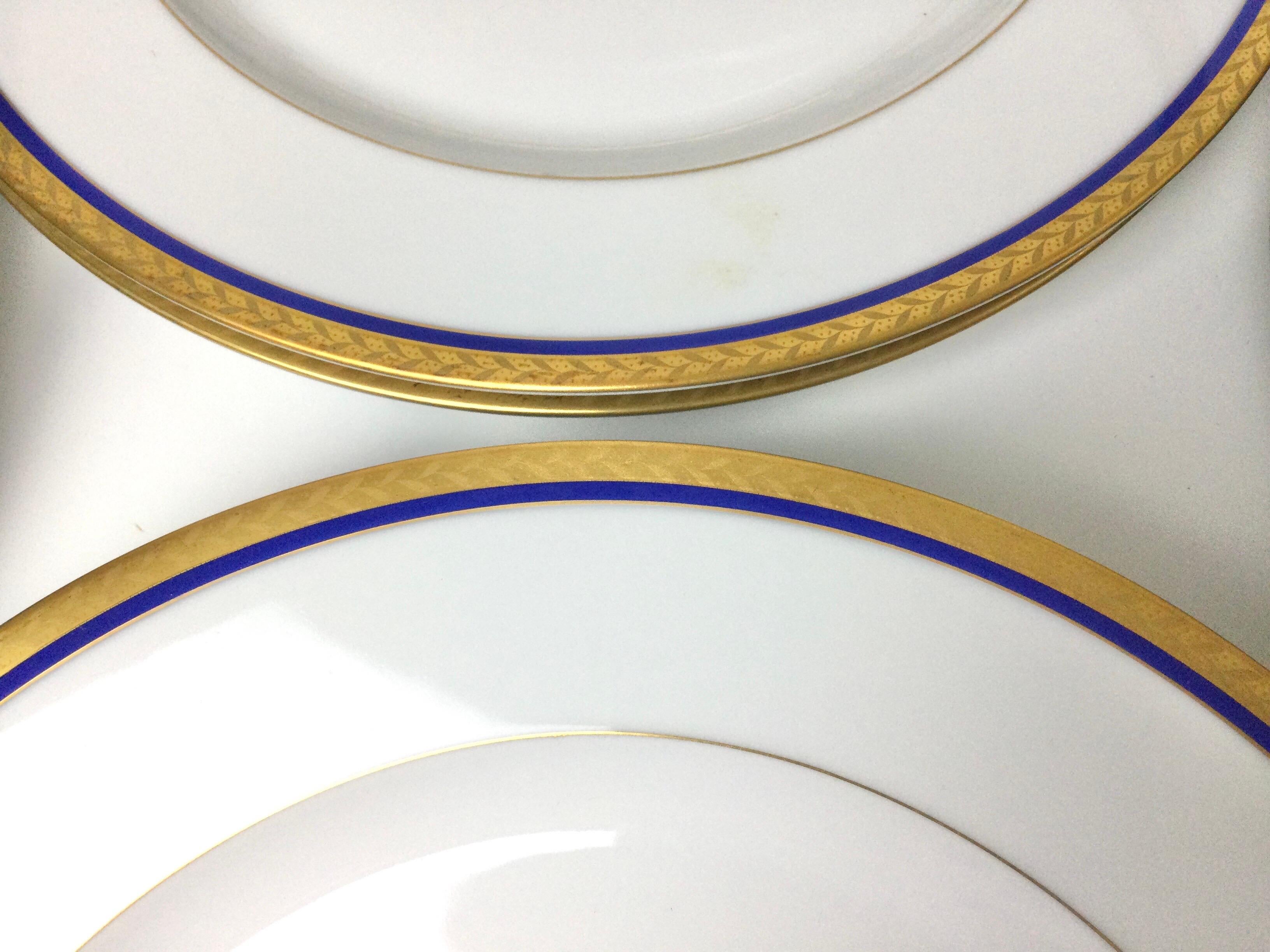 Porcelain Set of 12 Royal Bayreuth China Dinner Plates White with Cobalt and Gilt Borders