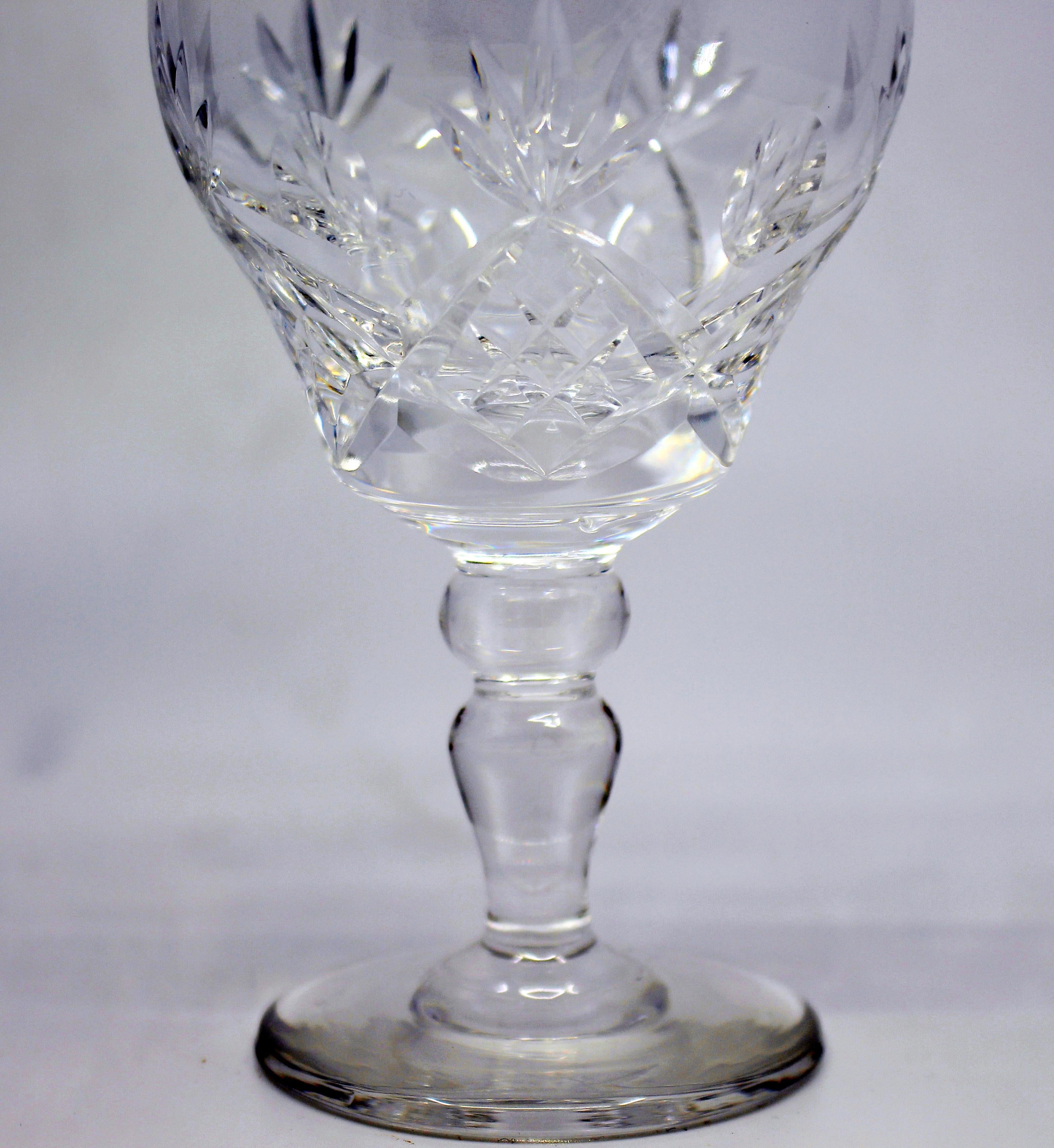 Manufacture 
Royal Brierley Crystal, Stourbridge

Cut pattern 
Elizabeth

Glass 
Dessert wine

Period 
circa 1950, English


Set of 12 Royal Brierley 