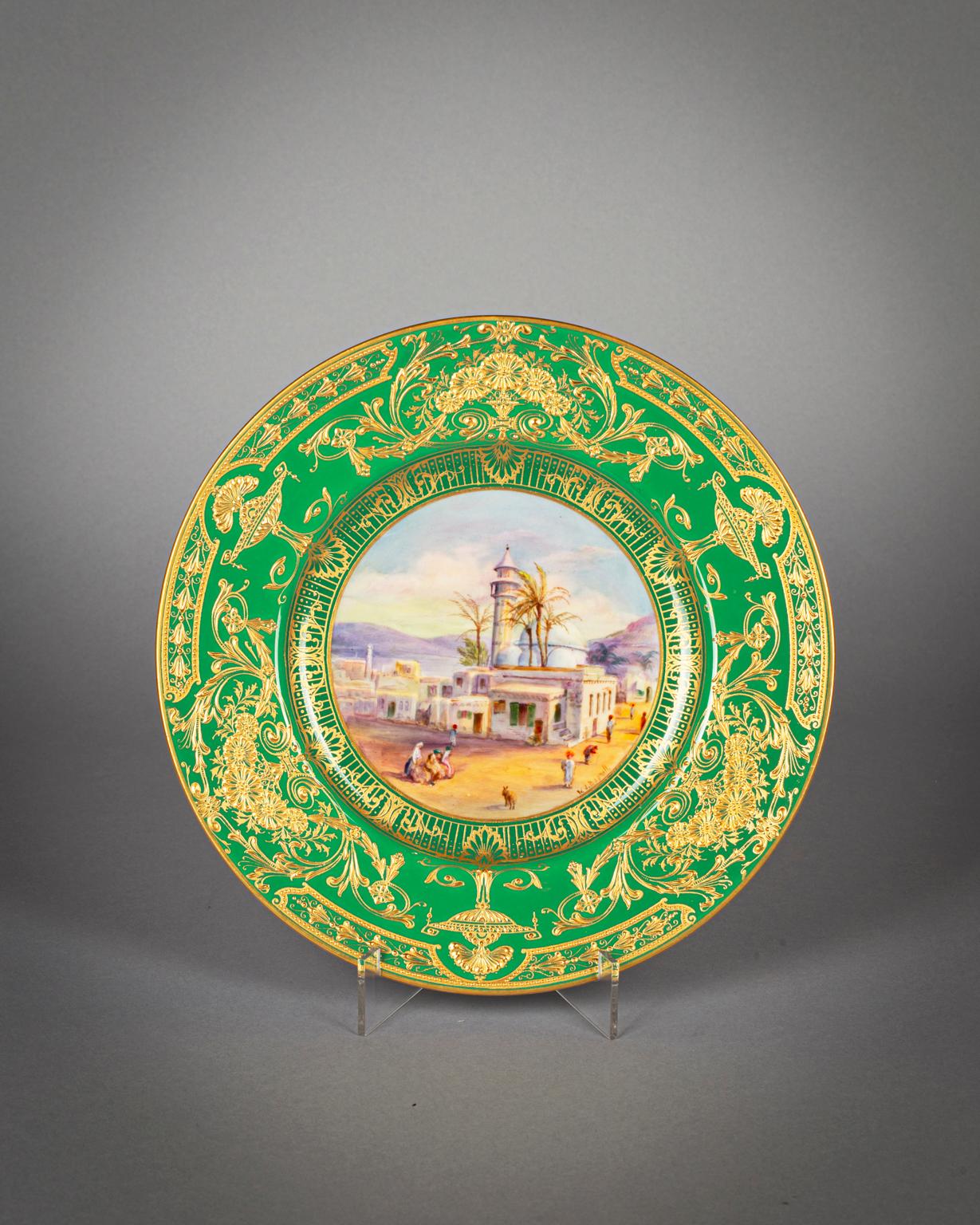 Set von 12 Royal Worcester-Porzellan-Schranktellern, frühes 20. Jahrhundert im Angebot 12