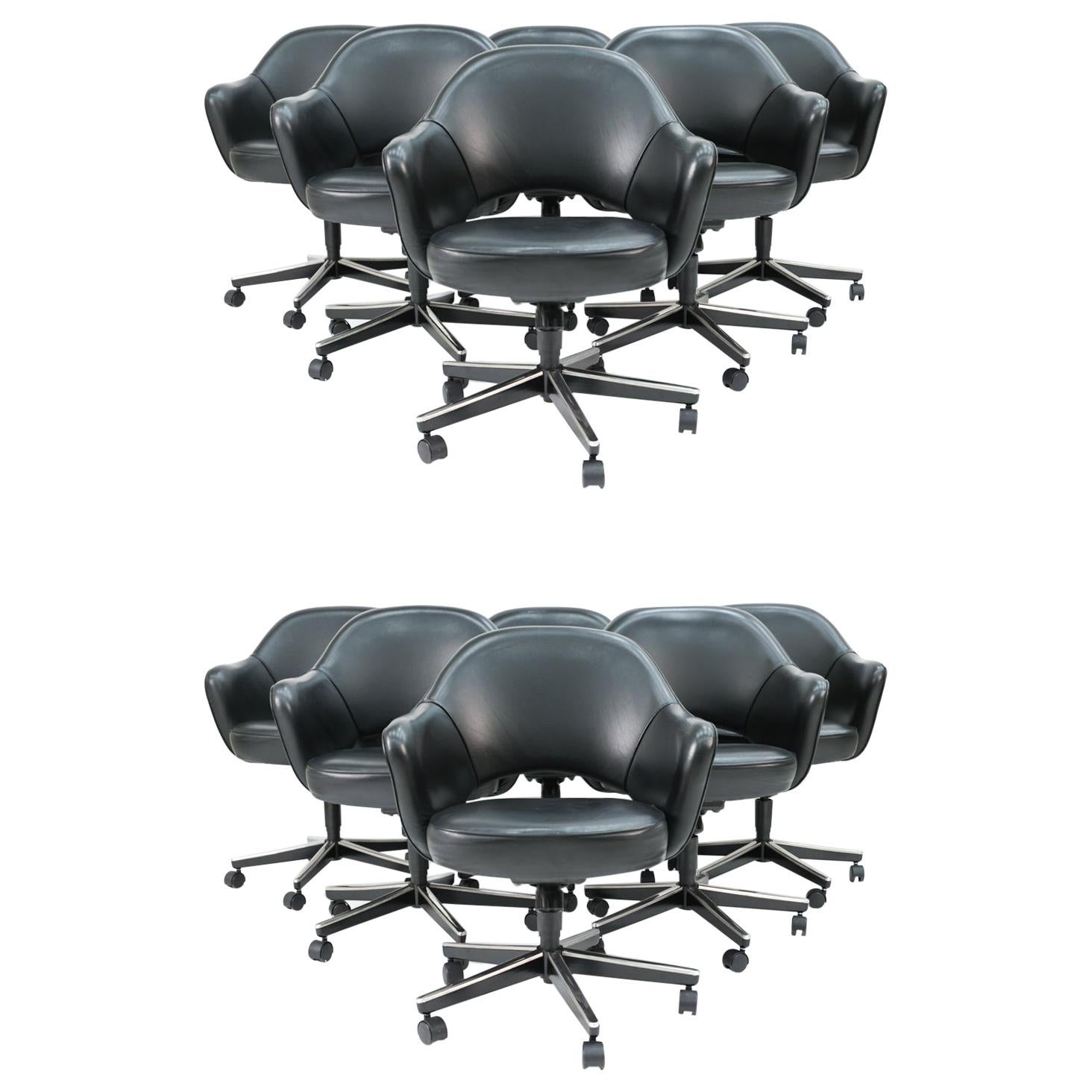 Set of 12 Saarinen for Knoll Executive Chairs in Black Leather with Swivel Bases