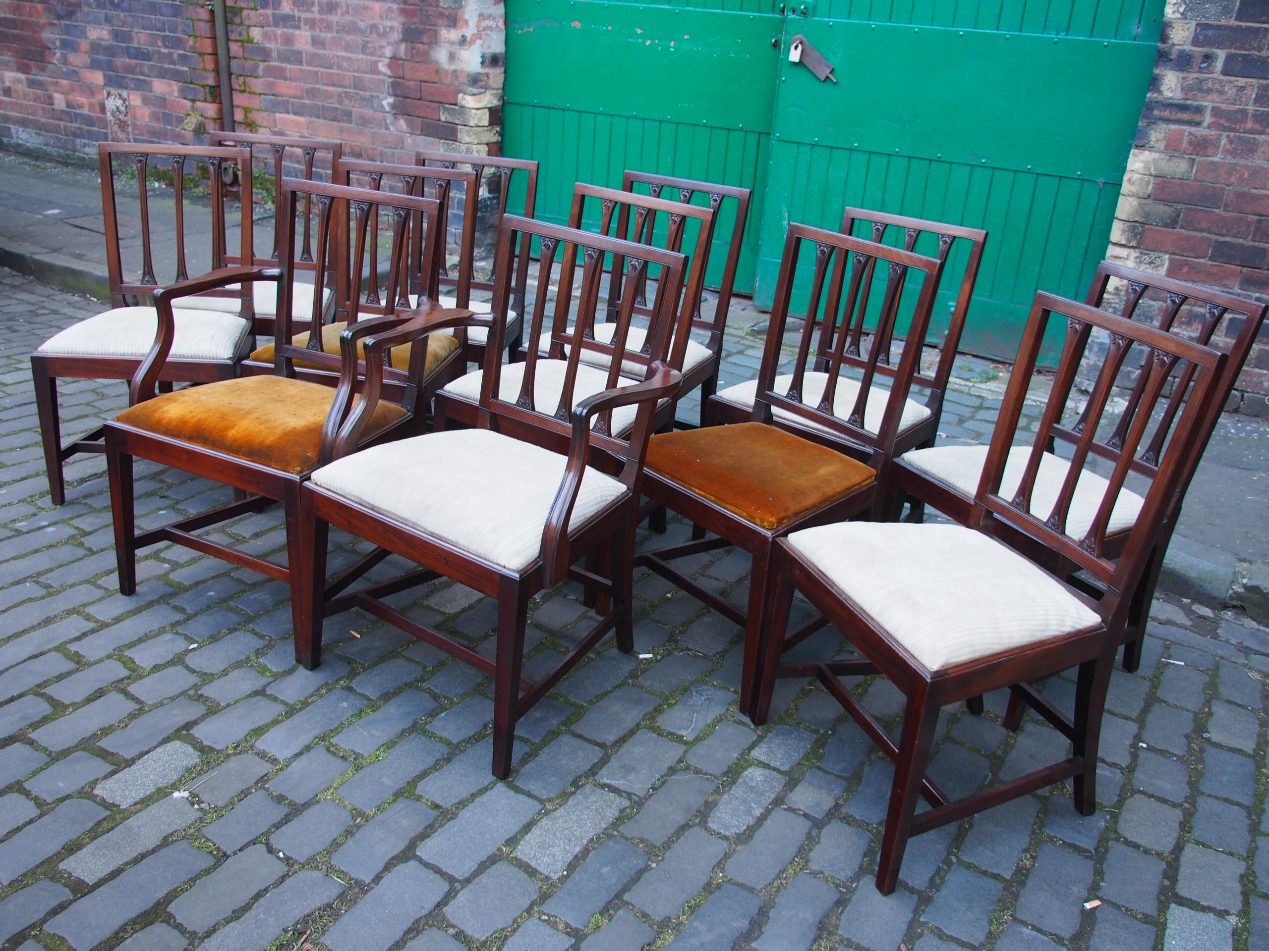 Set of 12 Scottish George III Mahogany Dining Chairs For Sale 7