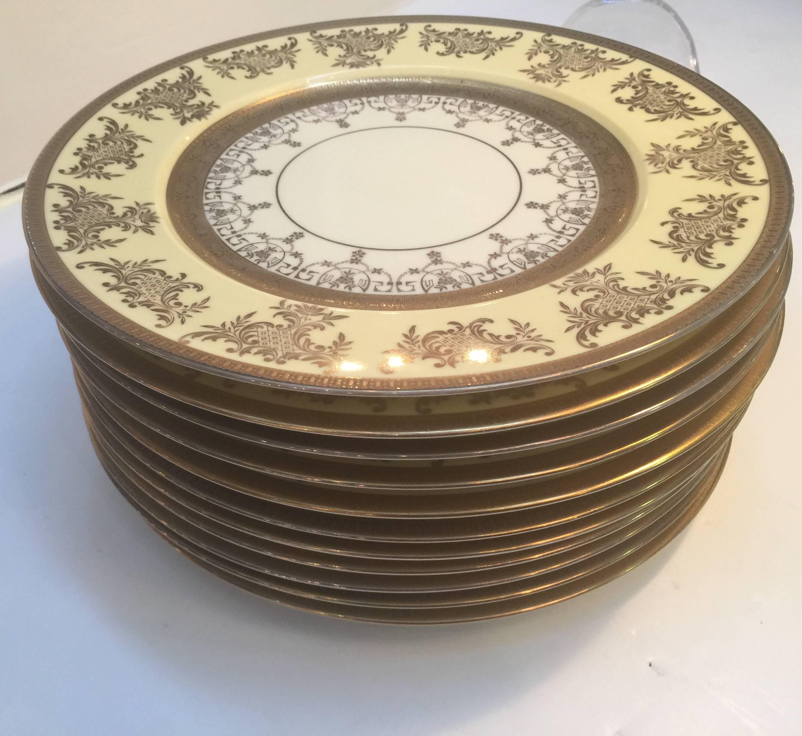 Set of 12 Service Dinner Plates with Vanilla and Gilt Borders In Excellent Condition In Lambertville, NJ