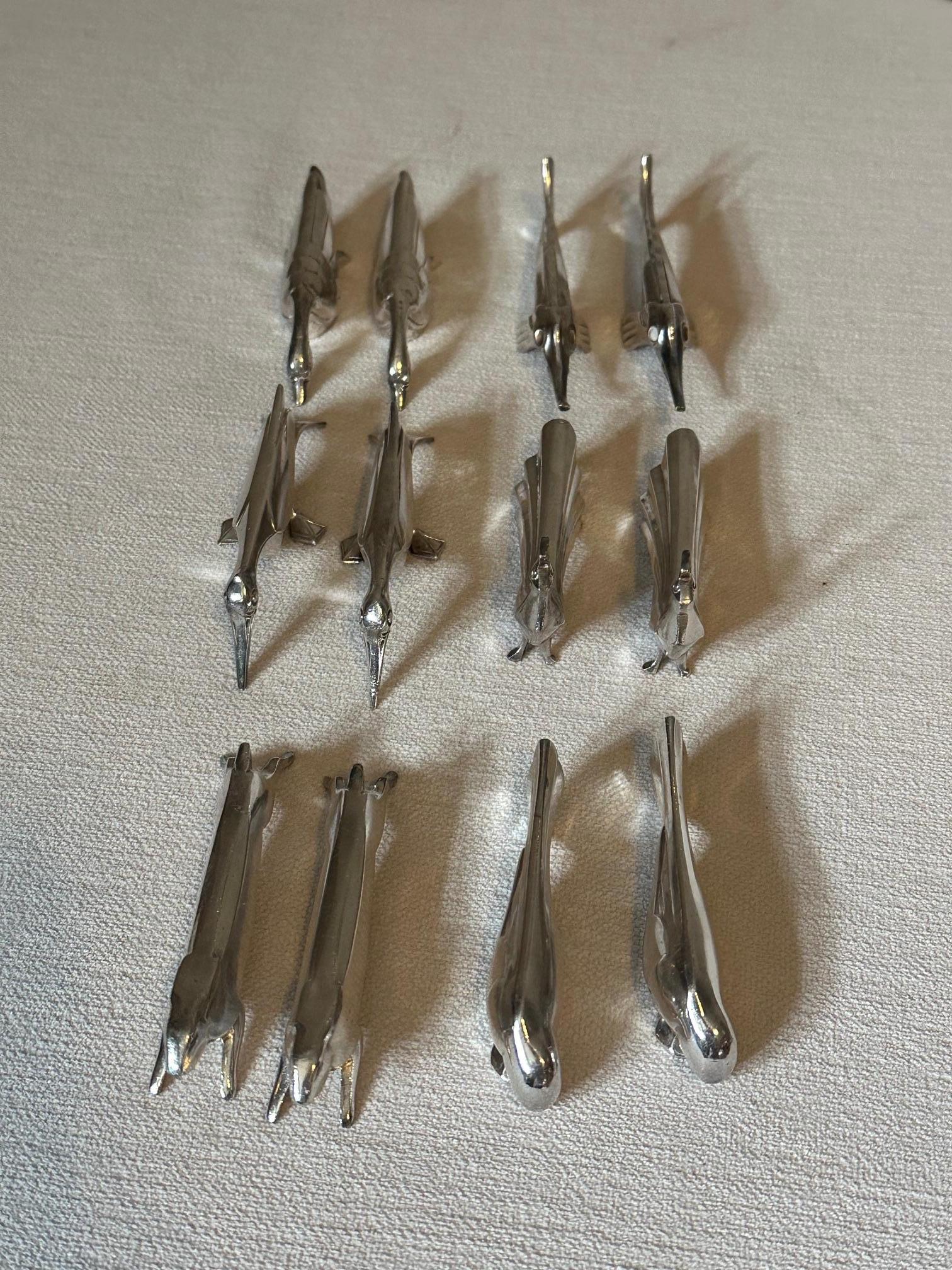 Set von 12 versilberten Art-déco- Christofle-Messerhaltern aus Silberblech, 1930er Jahre im Angebot 8