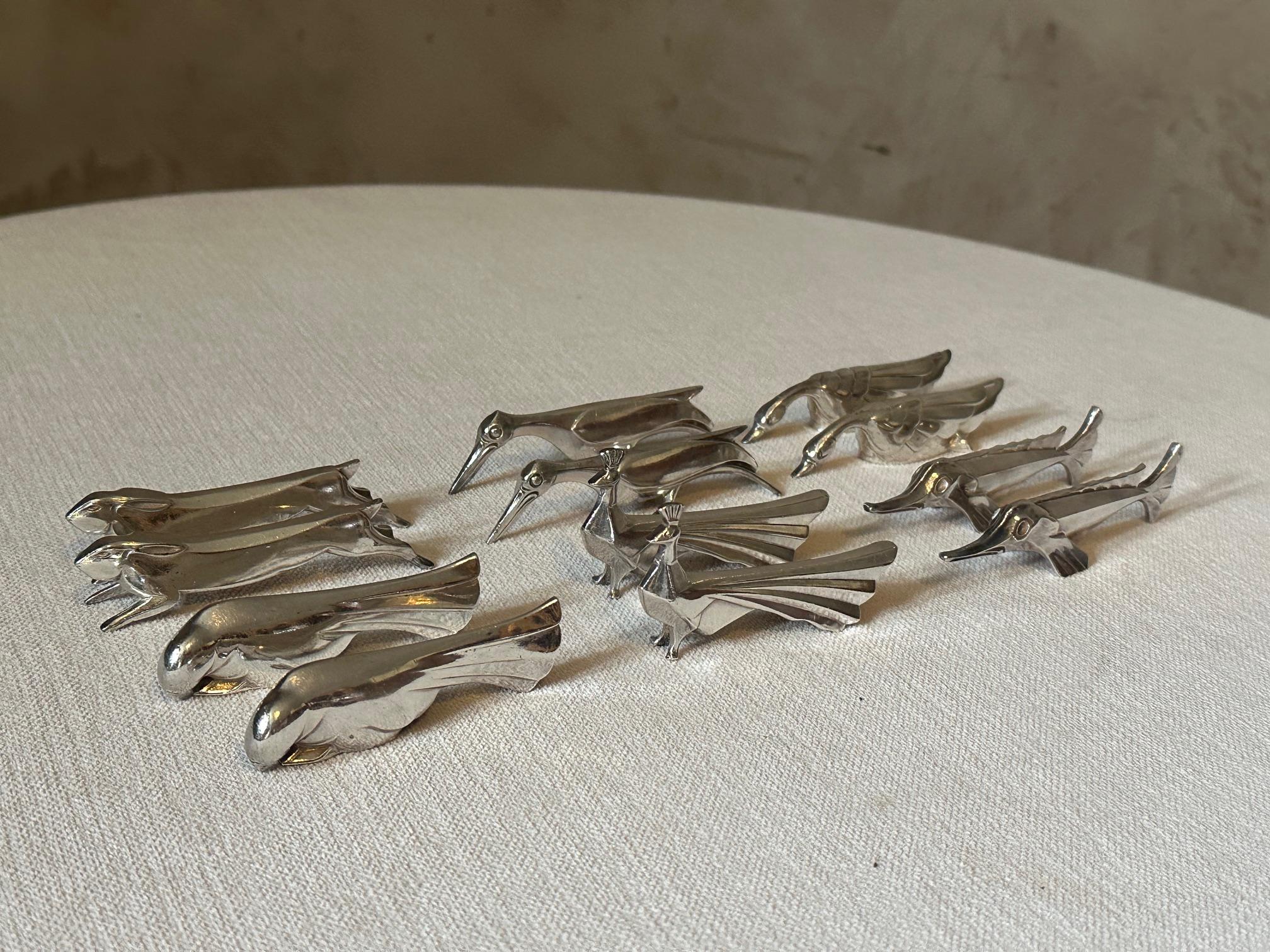 Set von 12 versilberten Art-déco- Christofle-Messerhaltern aus Silberblech, 1930er Jahre im Angebot 9