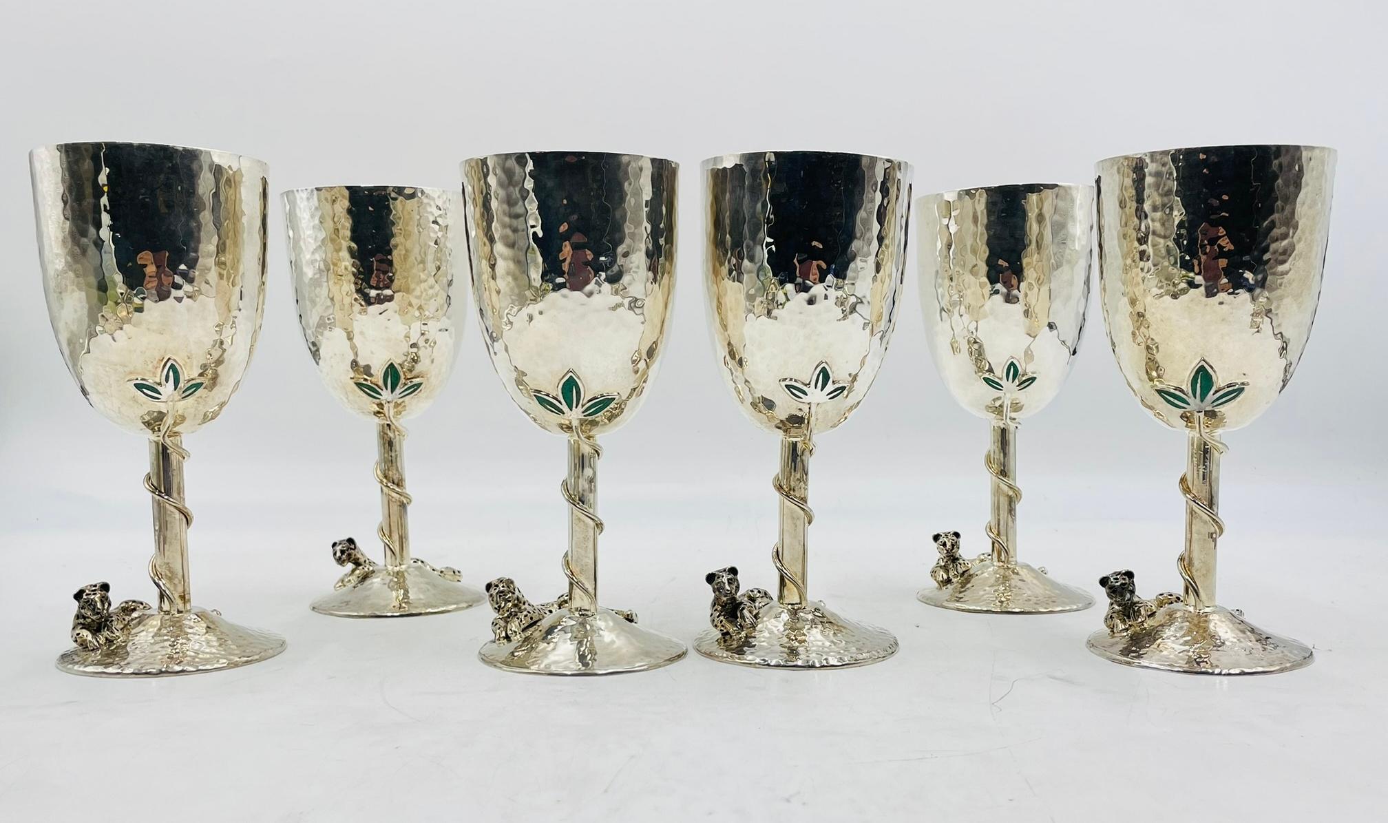 Set di 12 calici da vino/acqua in argento placcato e smeraldo schiacciato di Emilia Castillo In condizioni buone in vendita a Los Angeles, CA