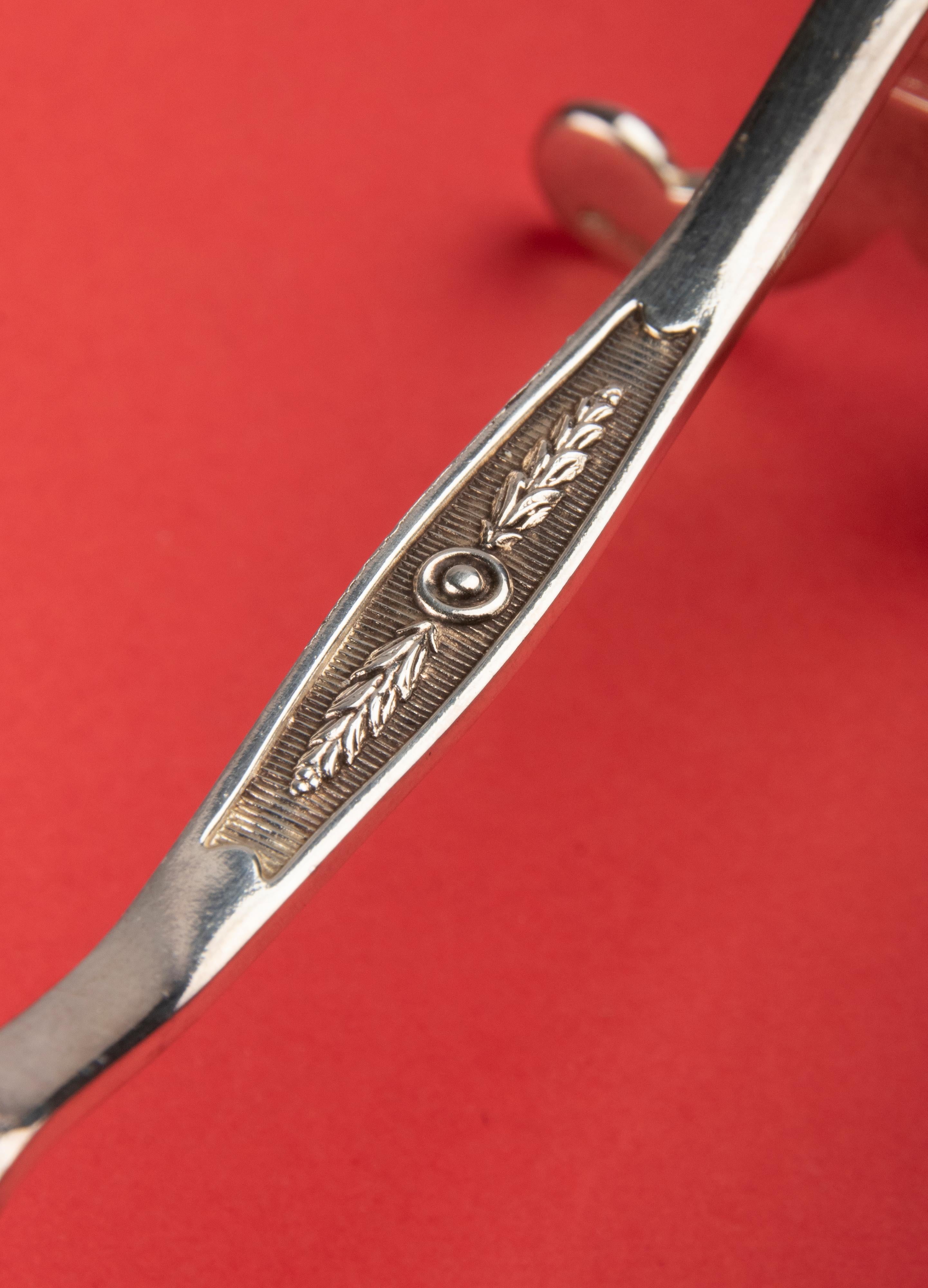 Ensemble de 12 porte-couteaux en métal argenté de Christofle Modèle Marie Antoinette en vente 1