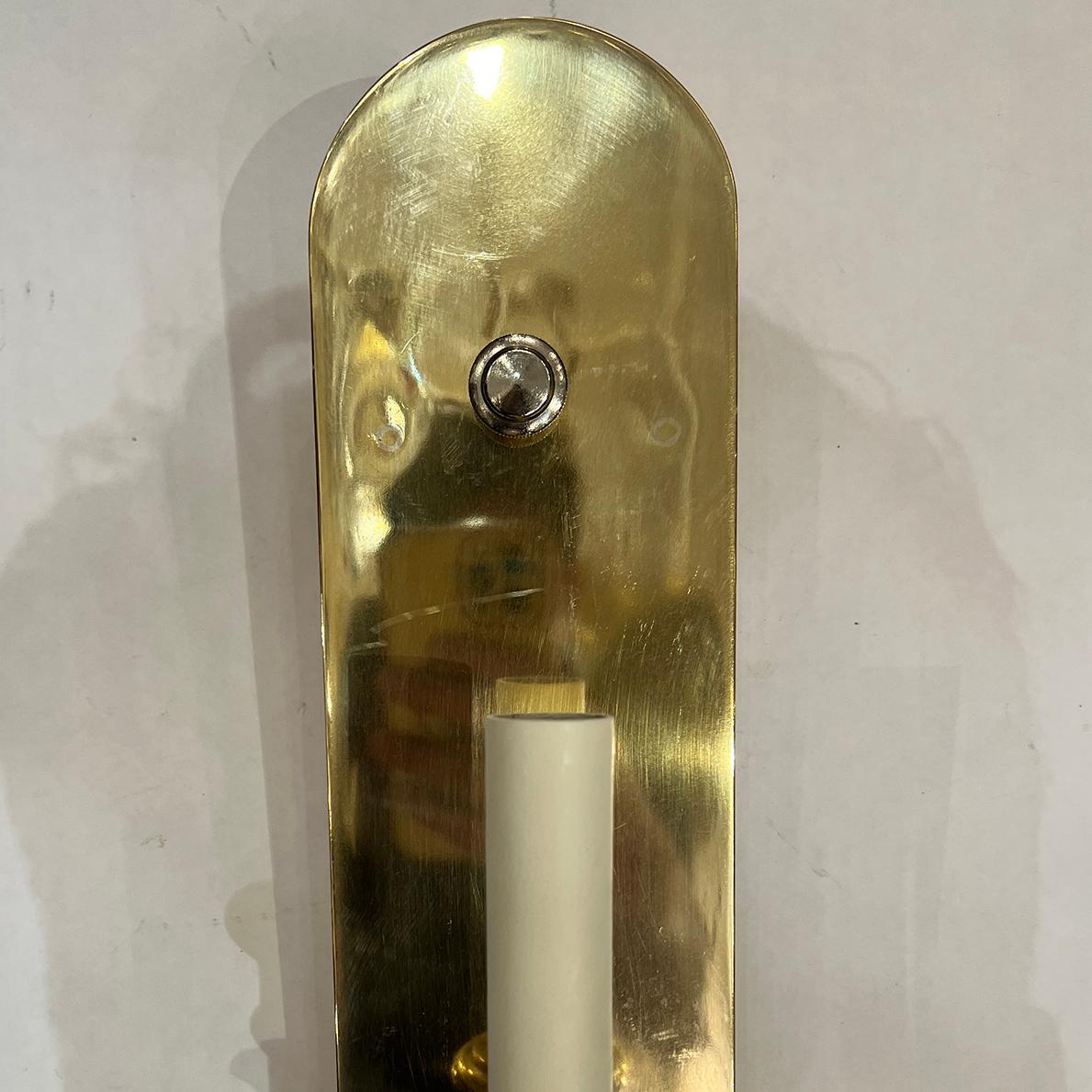 Set di 12 lampade a braccio singolo in bronzo, vendute a coppia In condizioni buone in vendita a New York, NY