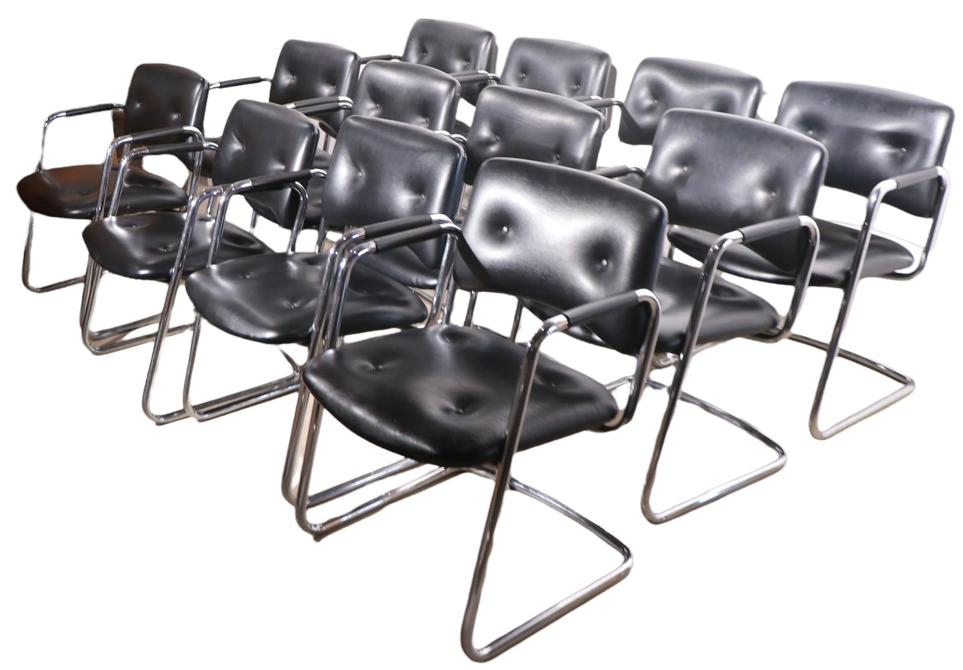 Set of 12 Steelcase Chrome and Black Cantilevered Armchairs Model 421-482 In Good Condition For Sale In New York, NY
