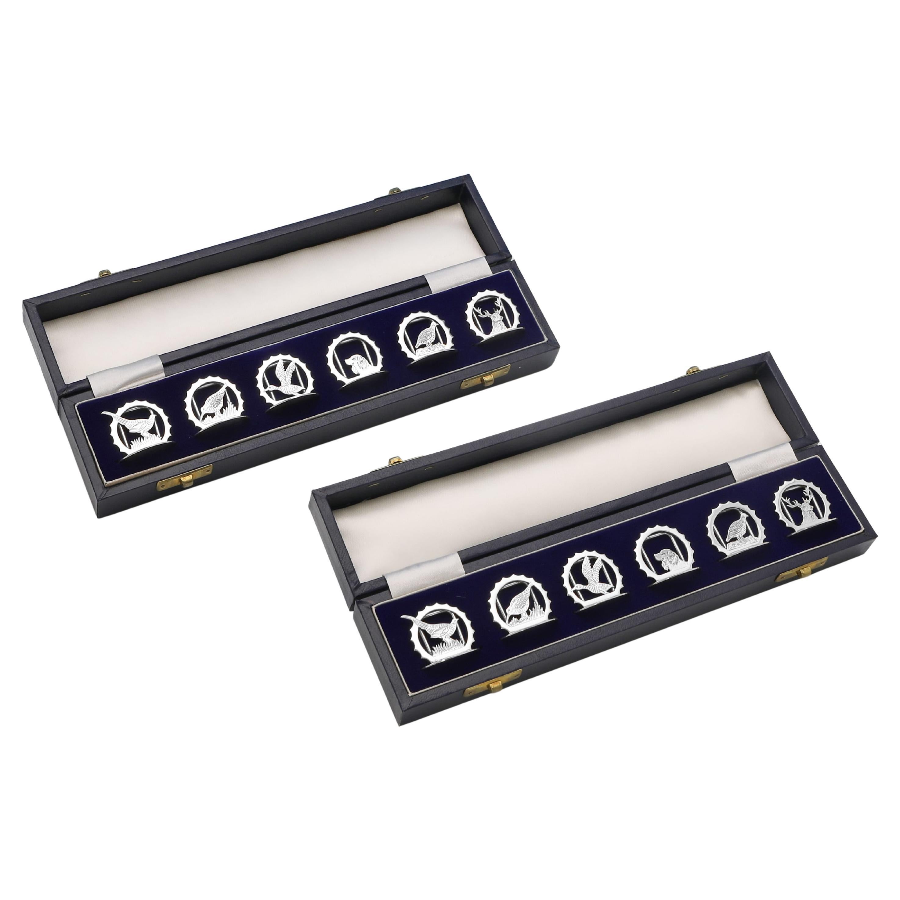 Satz von 12 Tischkartenhaltern aus Sterlingsilber, hergestellt von Asprey im Jahr 1987 im Angebot