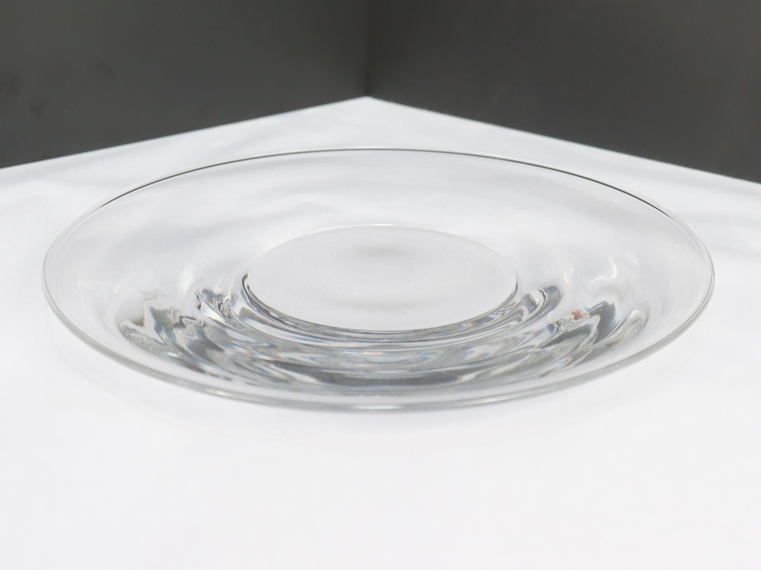 Set of 12 Steuben Glass 7-Inch Plates No. 7644 with Original Box For Sale 4