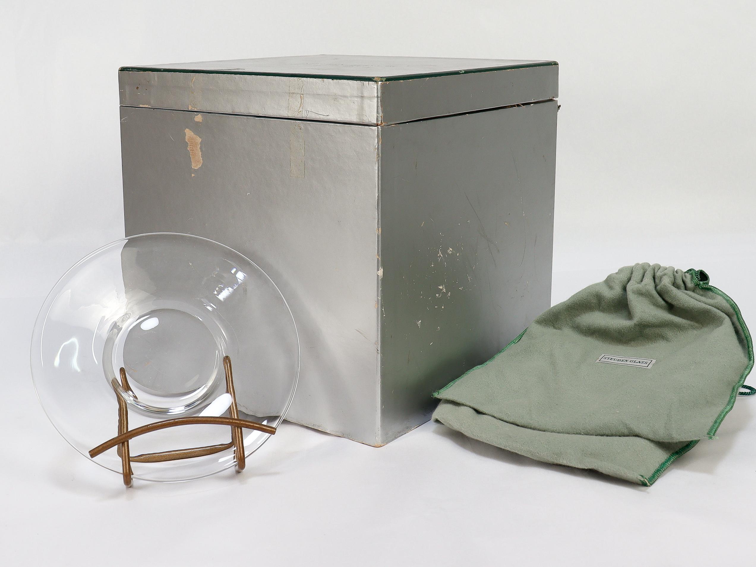 Mid-20th Century Set of 12 Steuben Glass 7-Inch Plates No. 7644 with Original Box For Sale