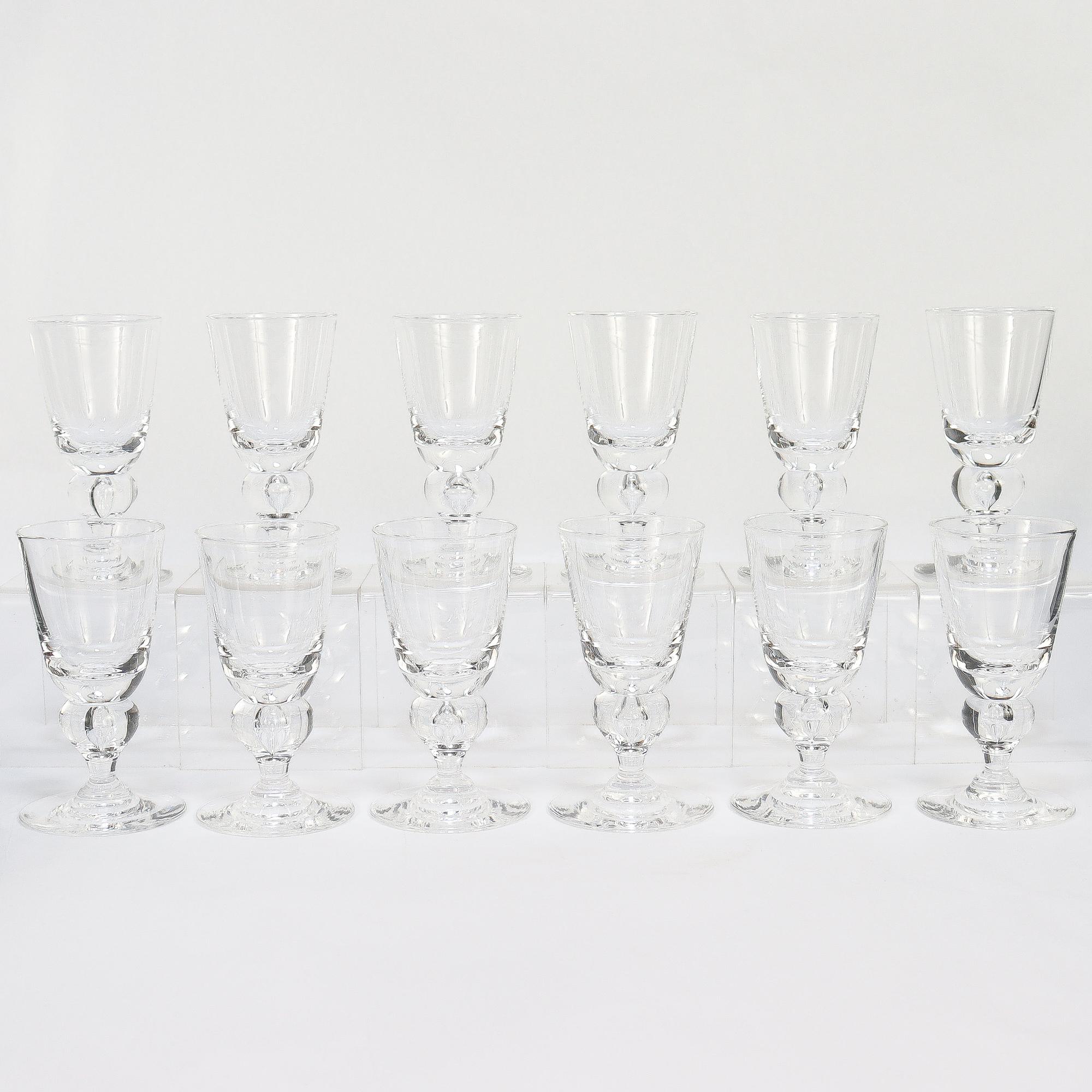 Set of 12 Steuben Glass Cordials No. 7877 with Original Box For Sale 3
