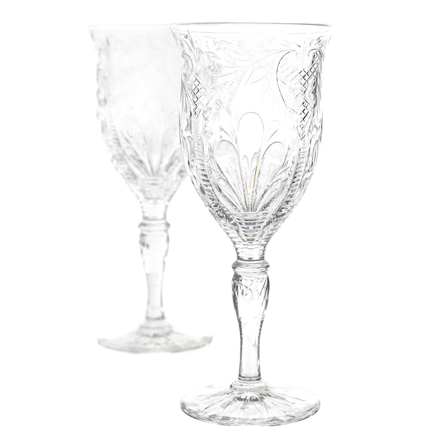 Set von 12 Wasserkelchen von Stevens & Williams (Geschliffenes Glas) im Angebot